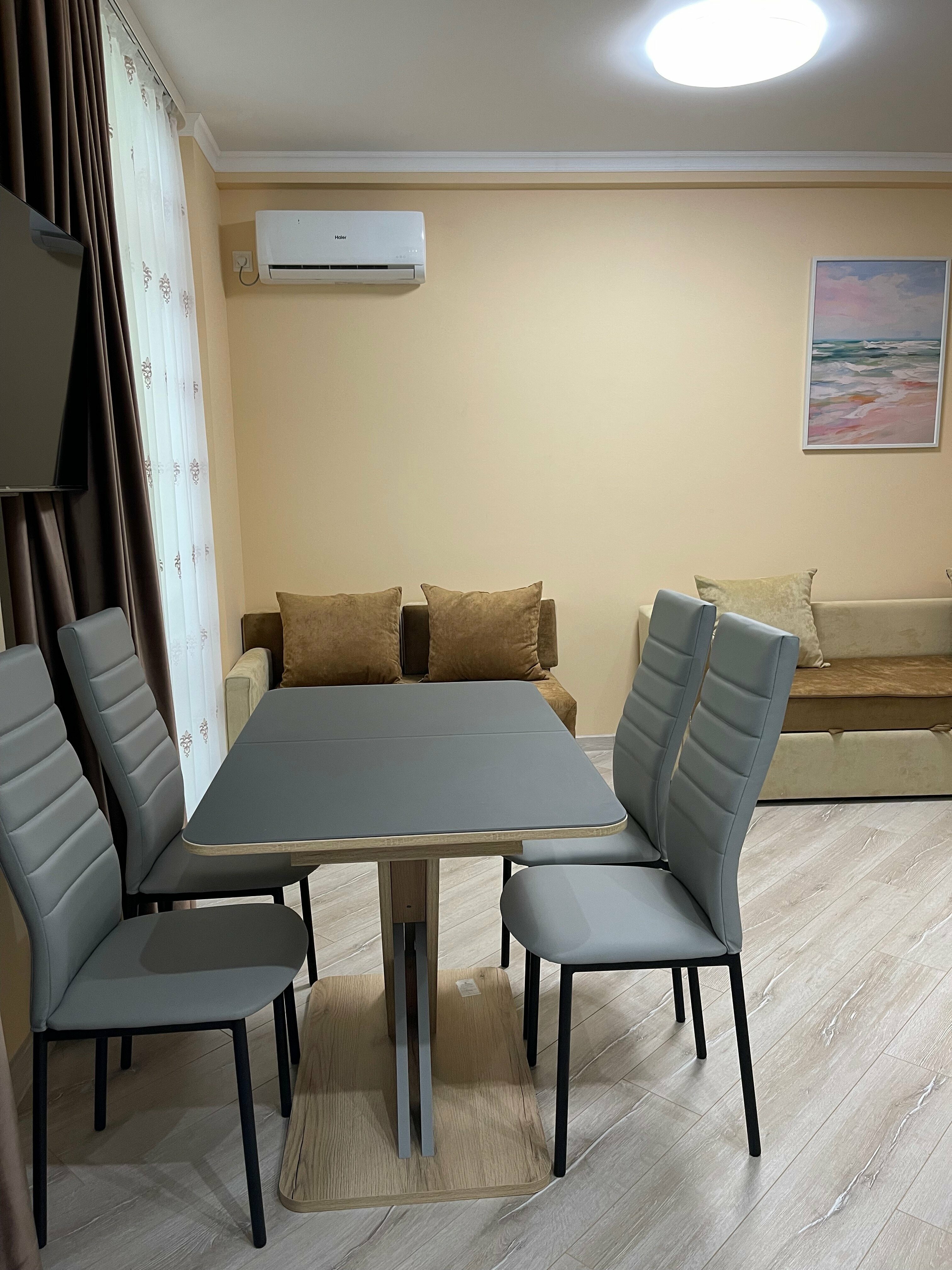 Двухкомнатные семейные апартаменты "ЗОЛОТЫЕ ПЕСКИ"