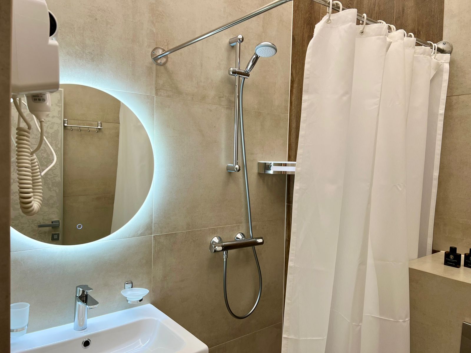 (№9) 3-х местный комфорт на первом этаже без балкона