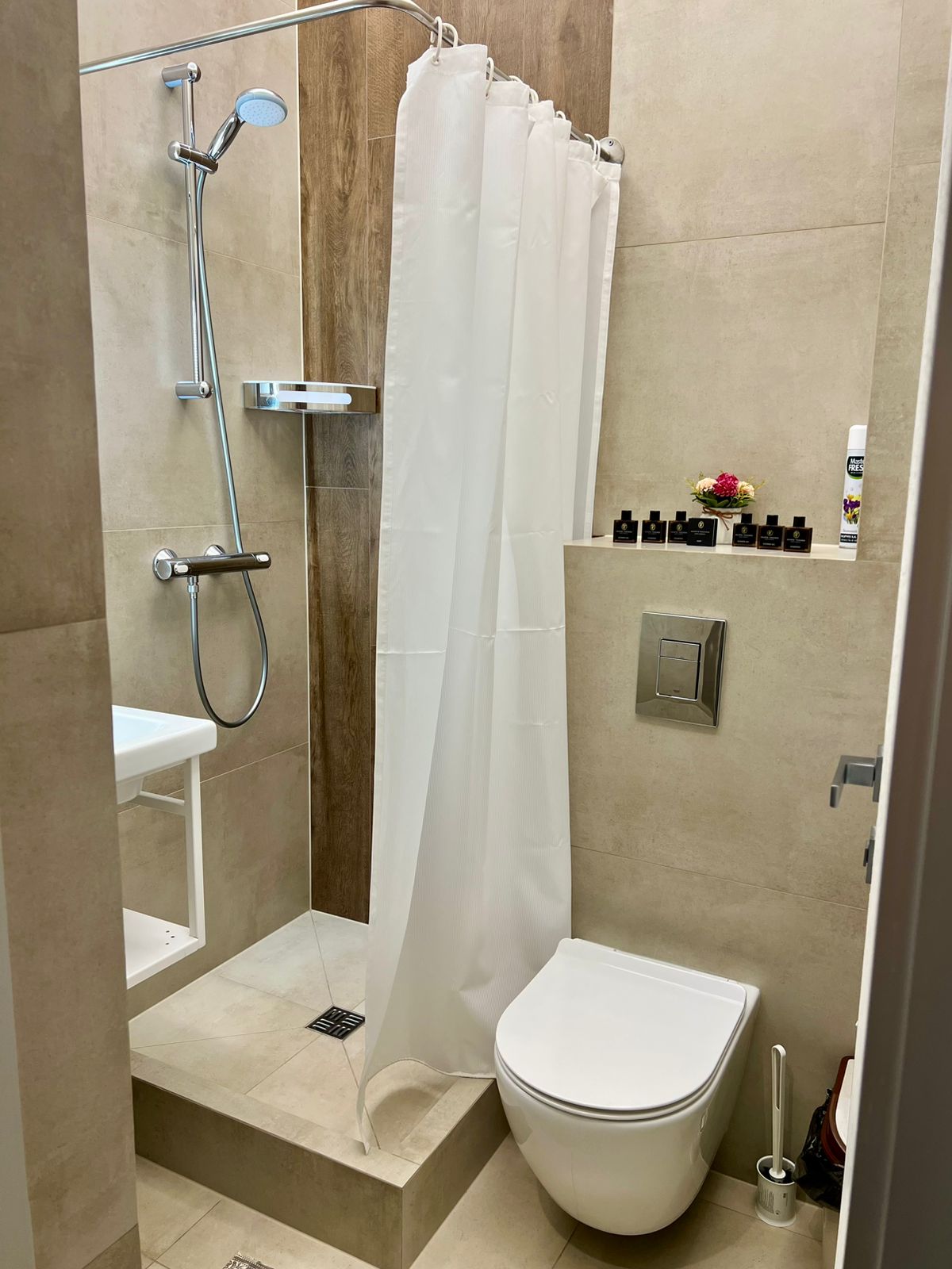 (№9) 3-х местный комфорт на первом этаже без балкона