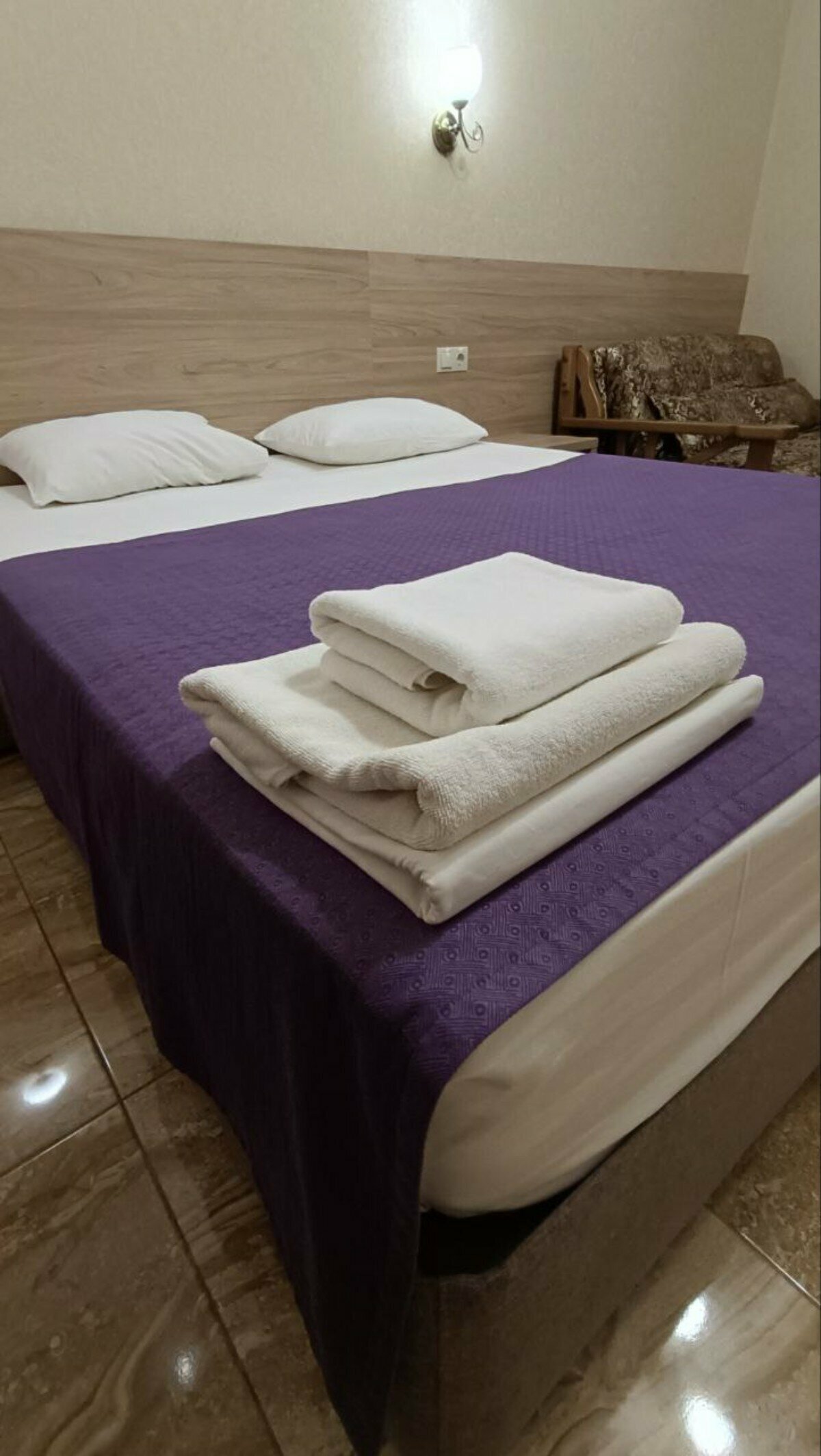 5-местный номер на цокольном этаже