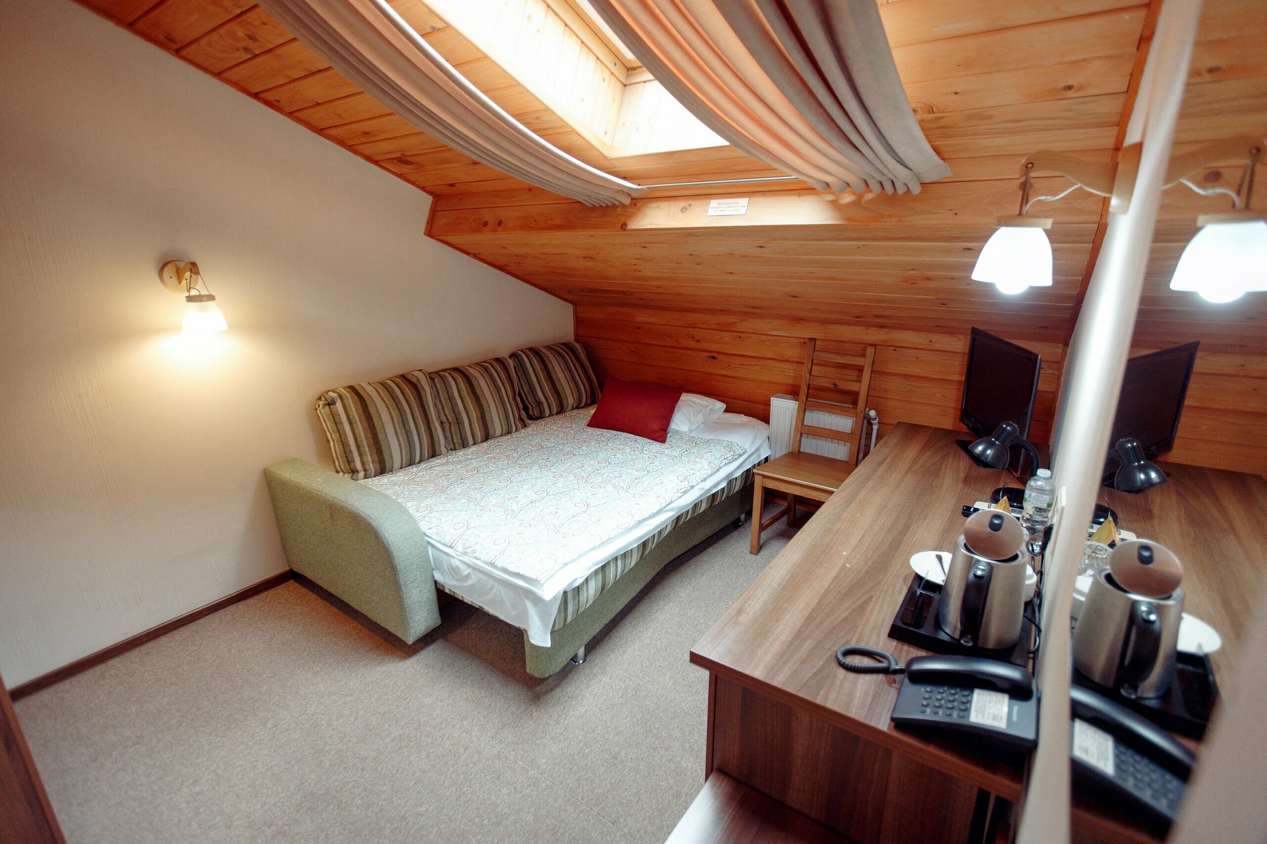 Стандарт мансардный одноместный