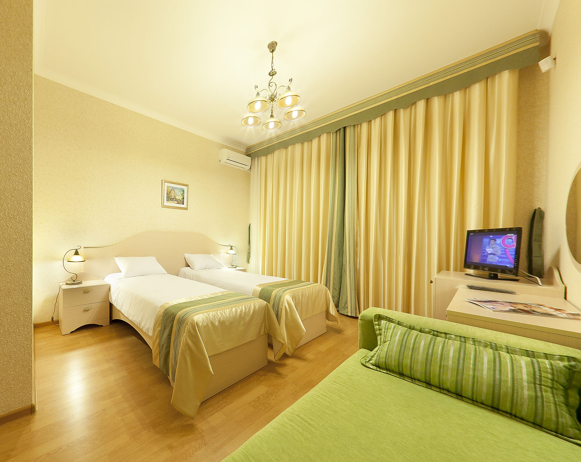 Стандартный трехместный номер