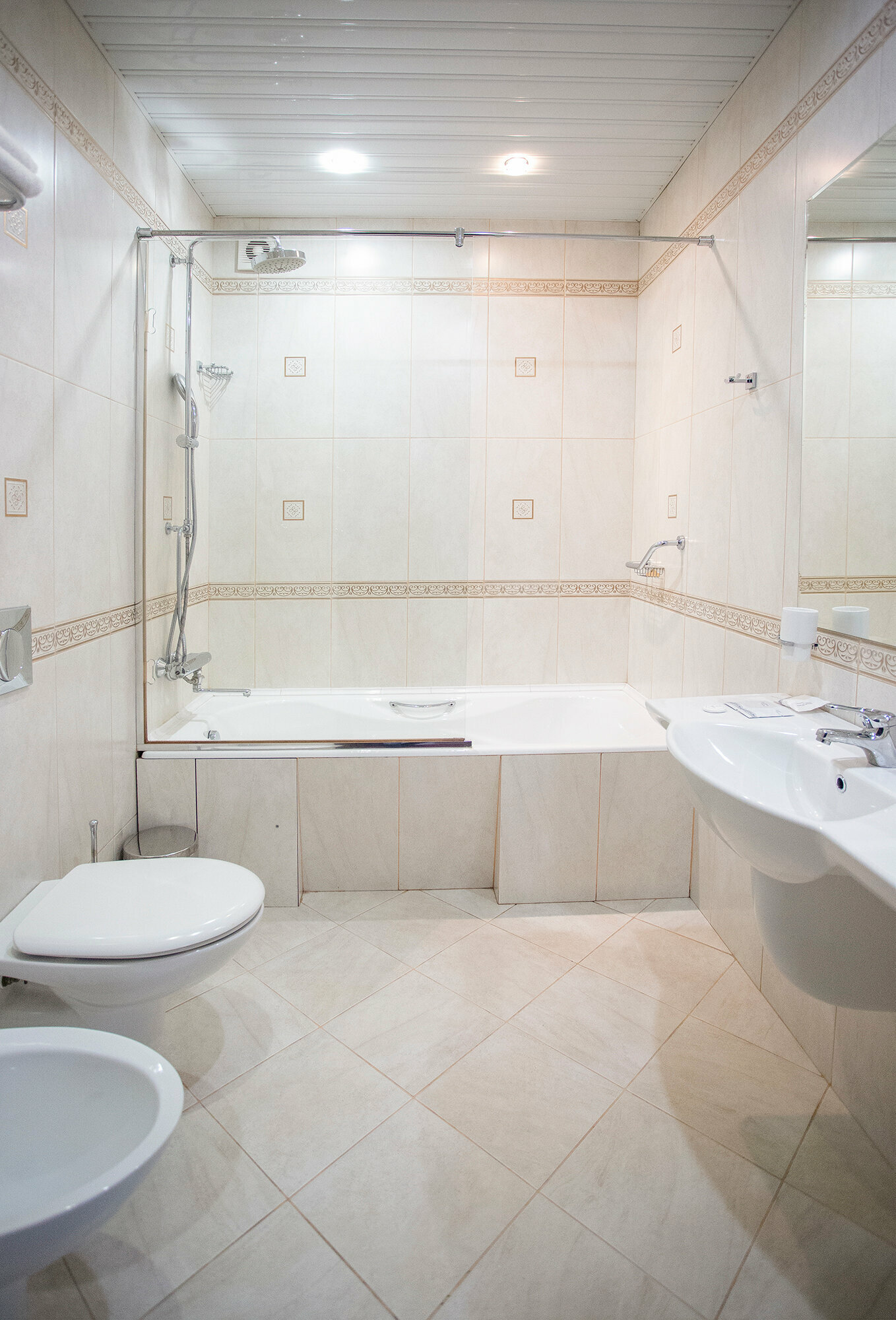 Трехместный номер "Полулюкс"