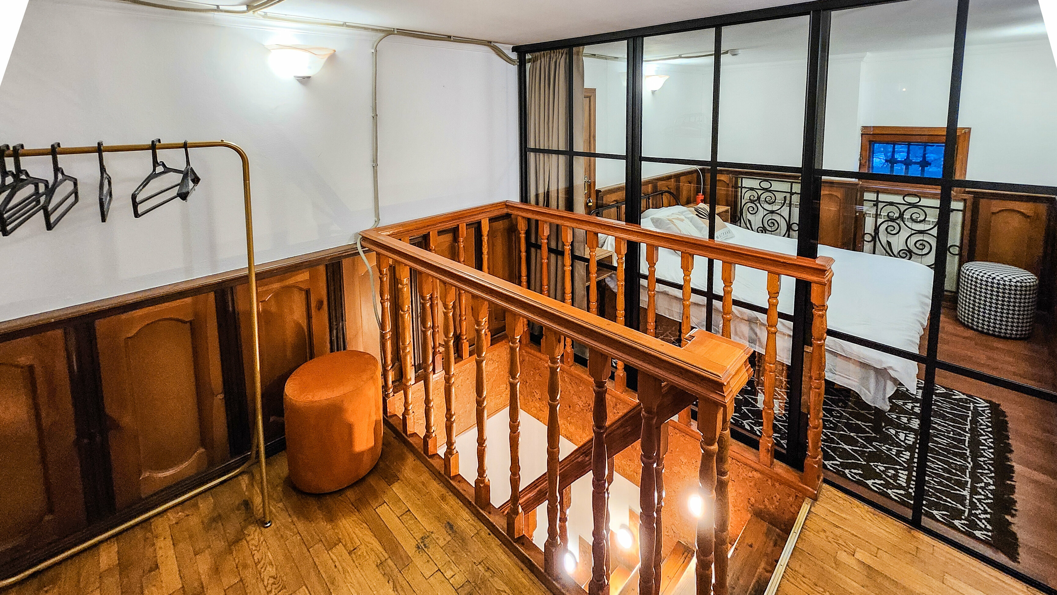 Вся Усадьба, большой и малый дом вместе (До 16 гостей)