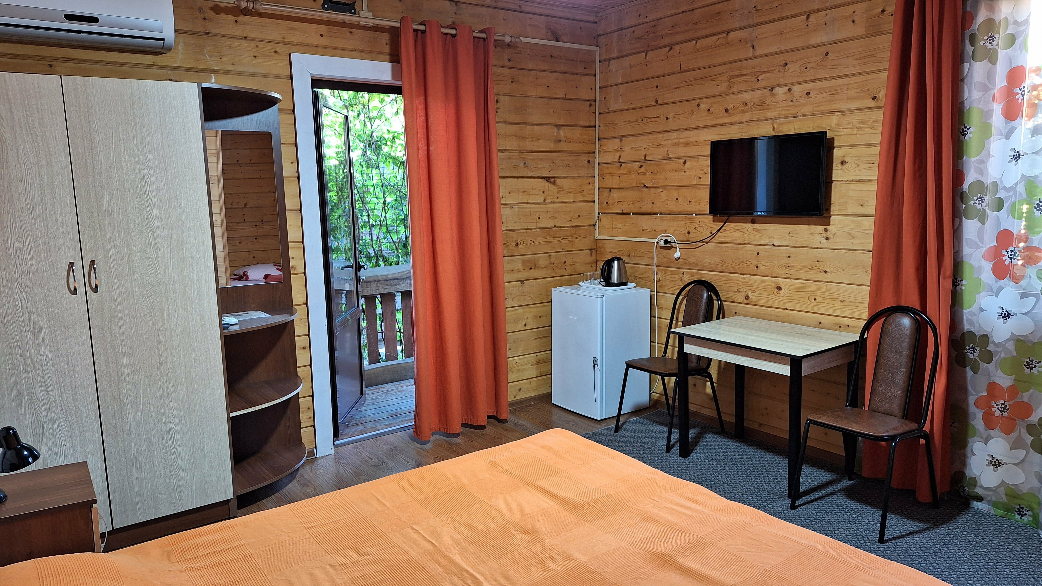 Трехместный номер с раздельными кроватями