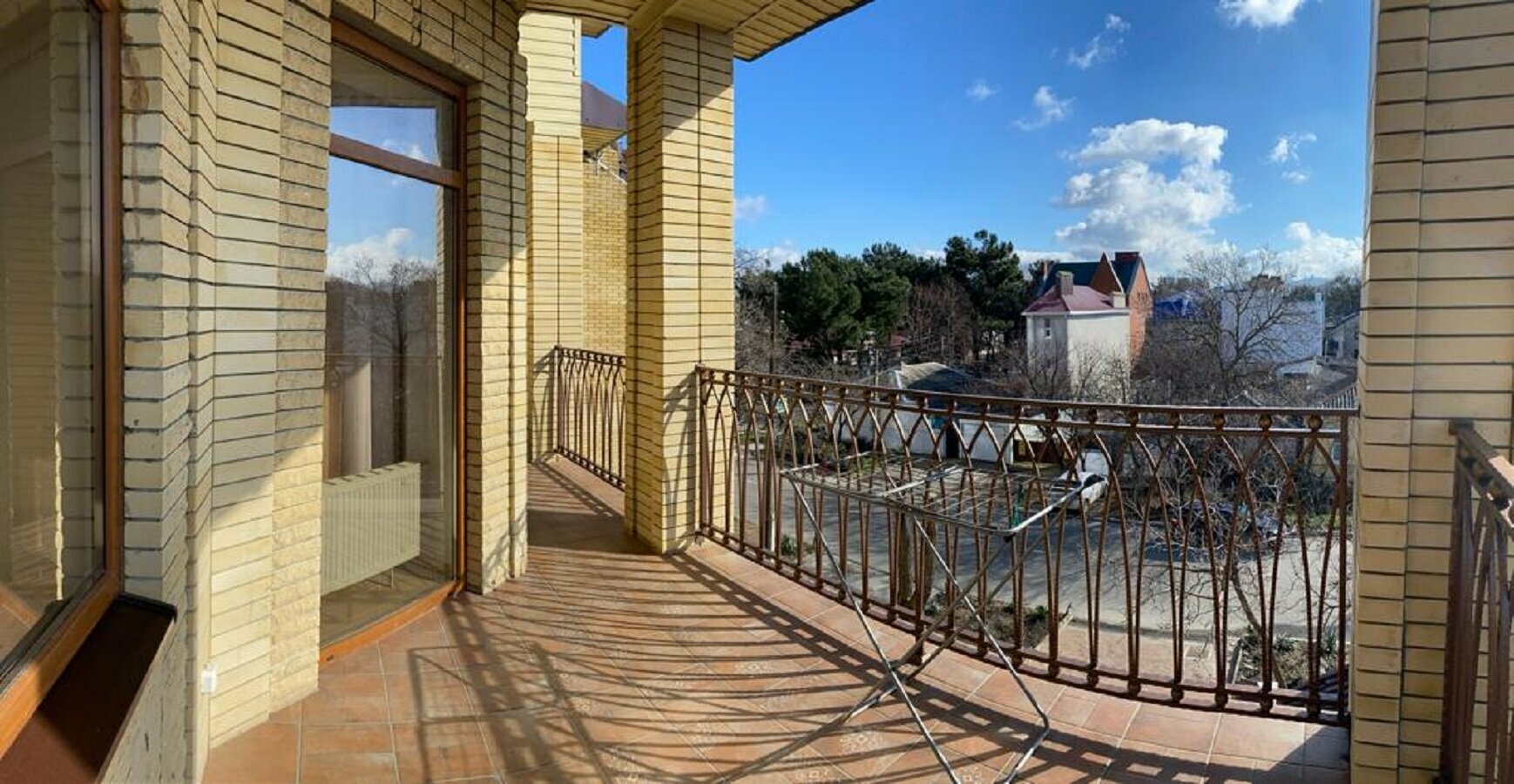 Cемейный номер с собственной ванной комнатой