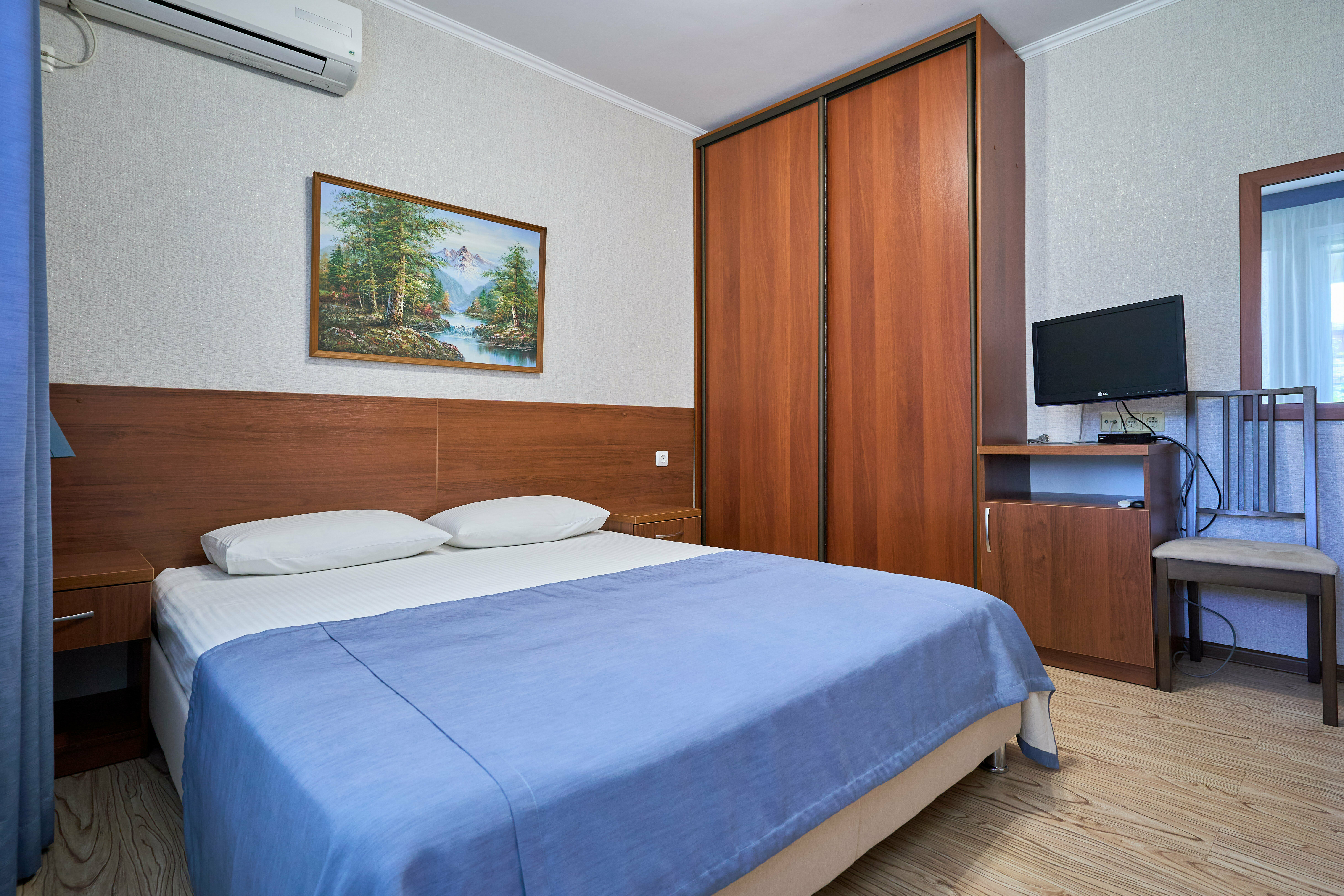 Двухместный номер с двуспальной кроватью