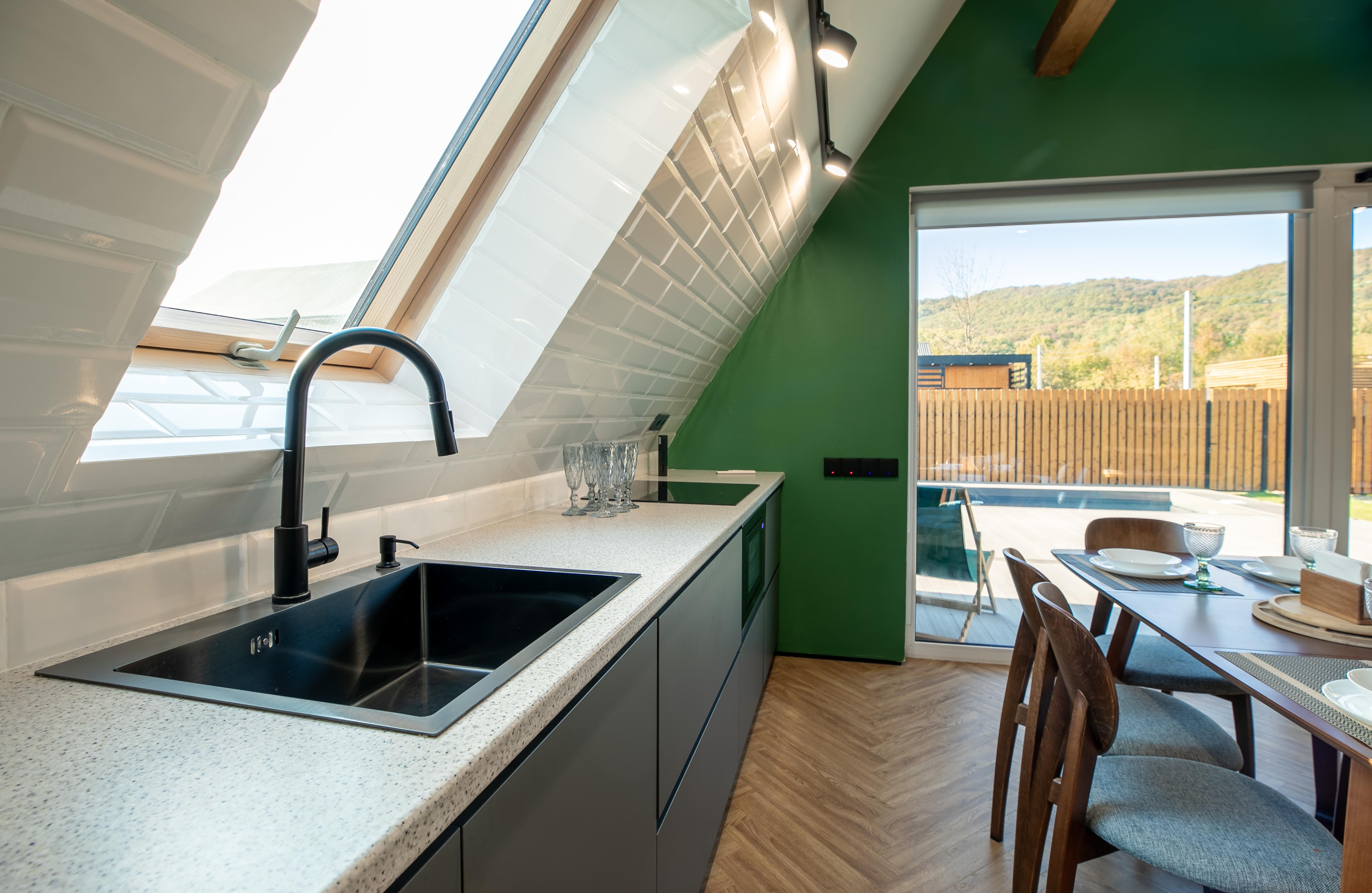 Дом A-Frame с подогреваемым бассейном