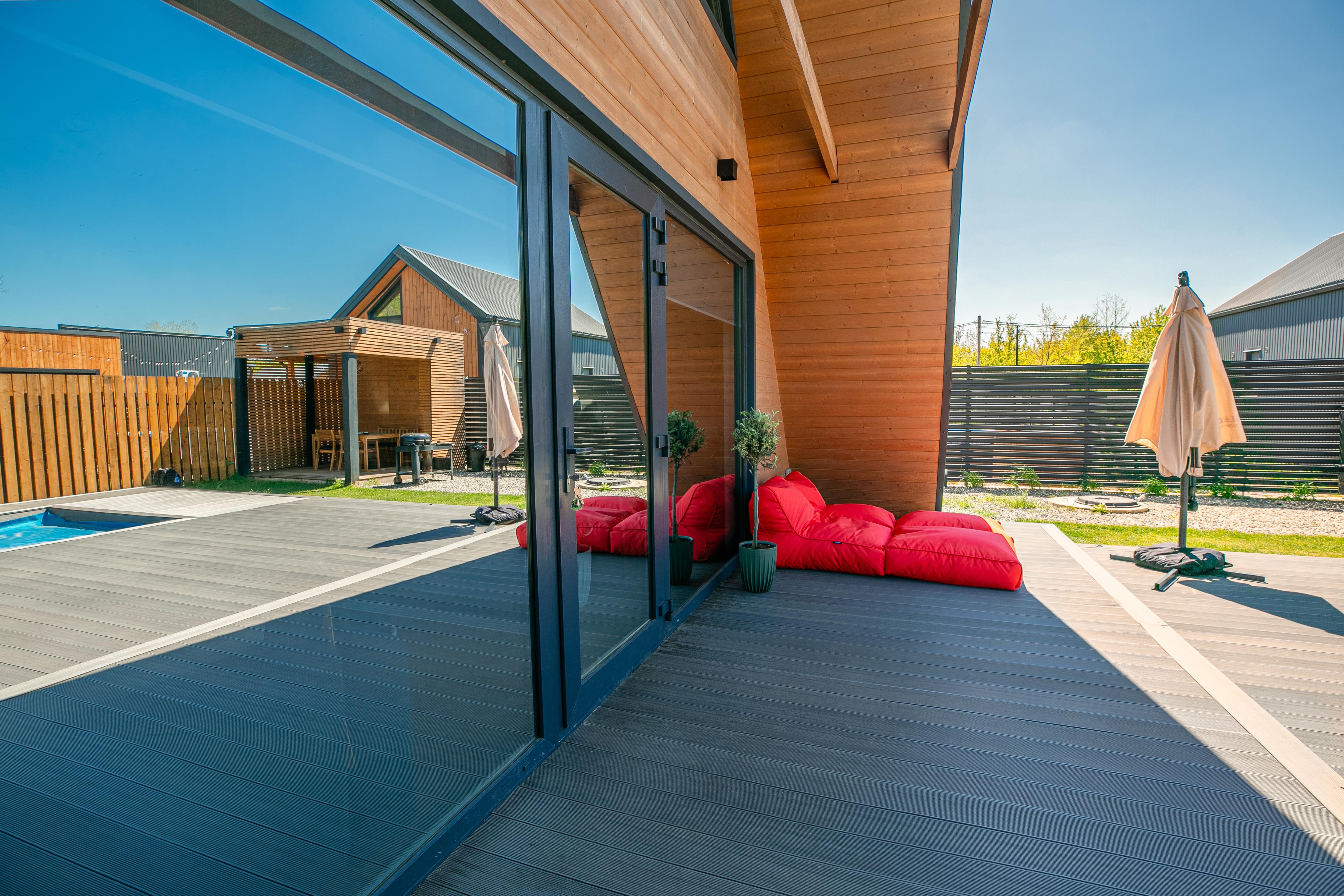 Дом A-Frame с подогреваемым бассейном