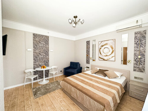 ТРЕХМЕСТНЫЙ номер Делюкс   КАПУЧИНО 2-ой этаж с террасой в На Круче