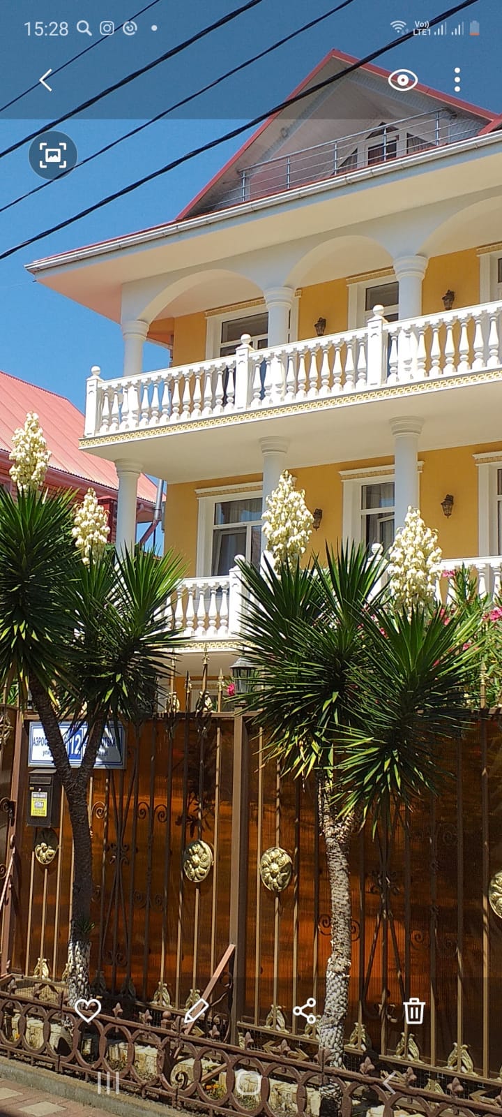 Трехместный номер с видом на море