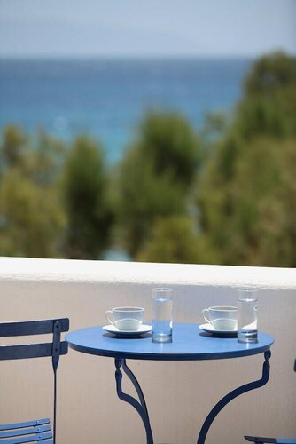 Четырехместный номер в Paros Inn Hotel