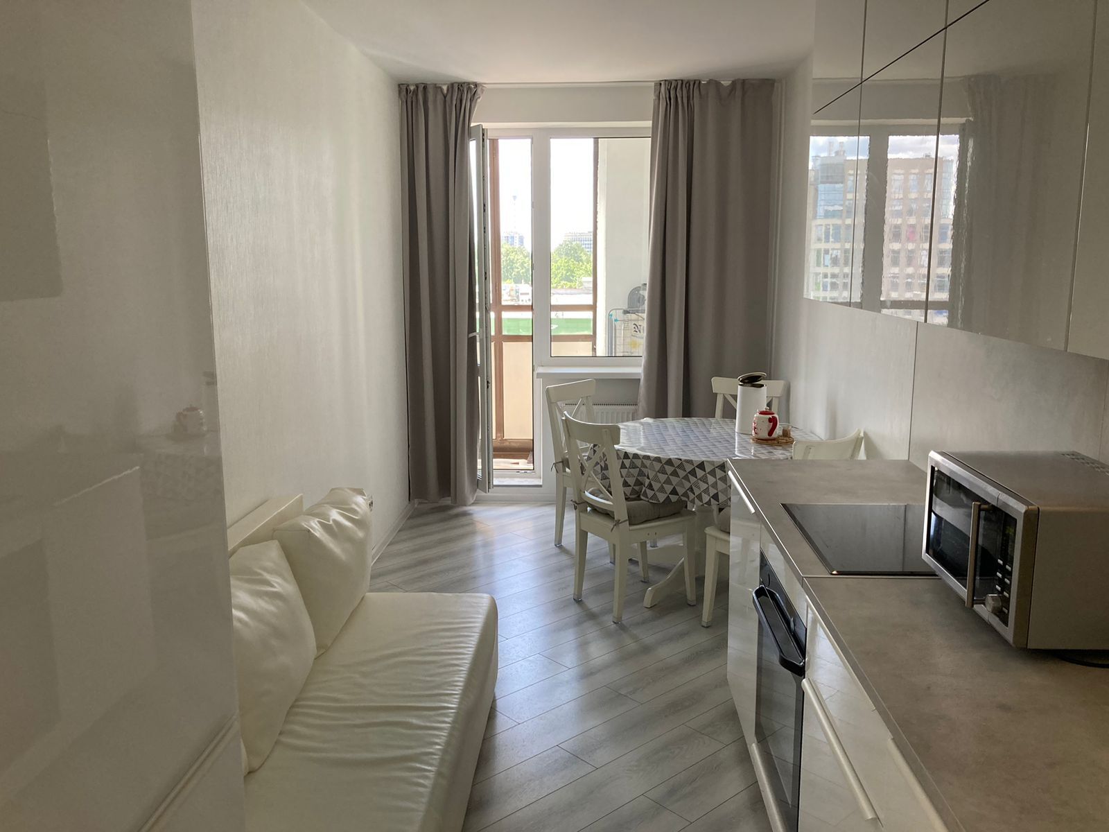 ДВУХКОМНАТНЫЙ ФЭМИЛИ (ЕВРО-3)