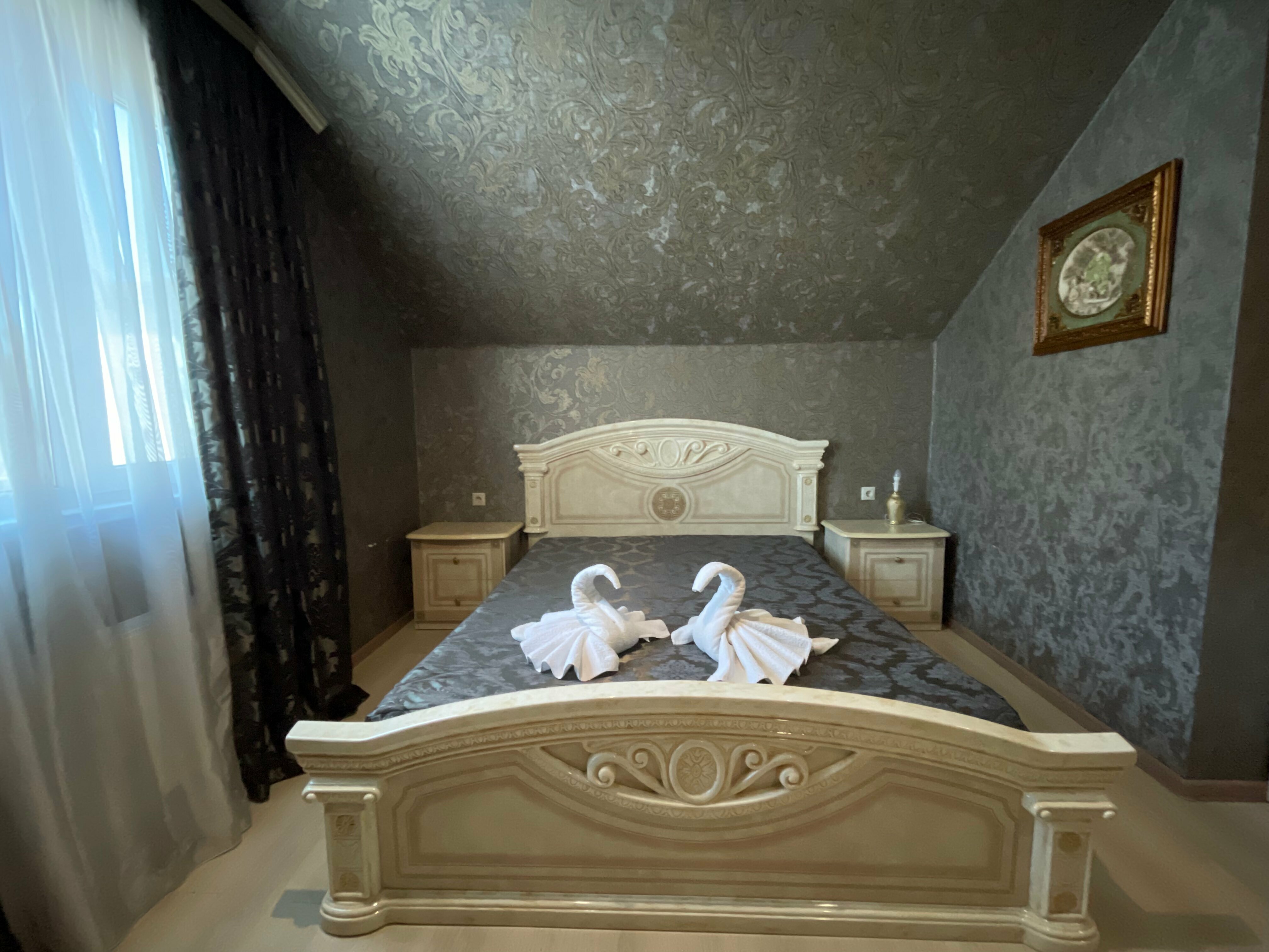 Четырехместная комната на мансарде, 4 этаж