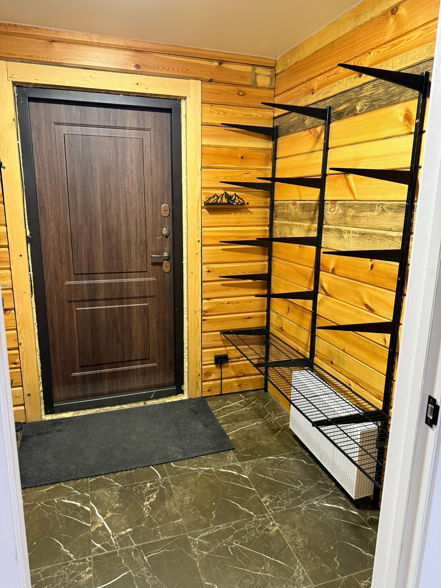 Коттедж с видом на лес