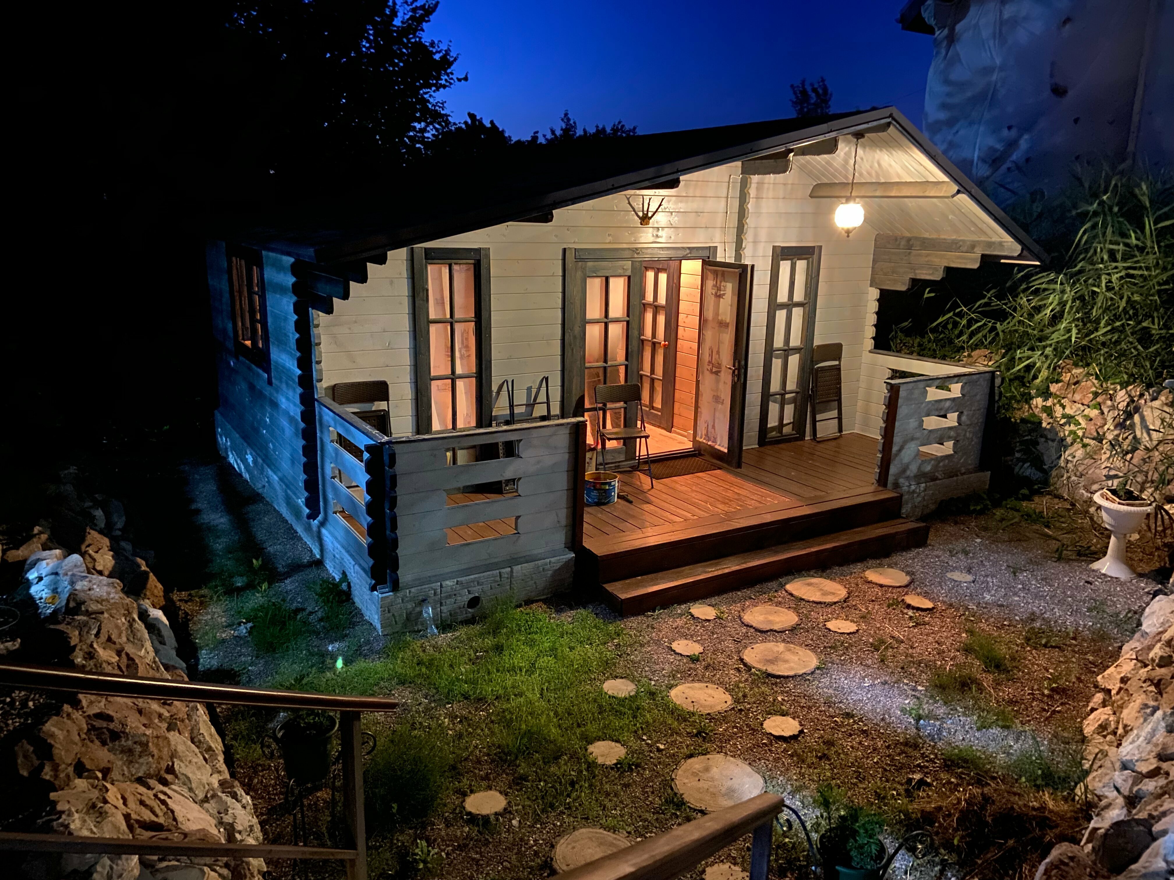 Синий домик