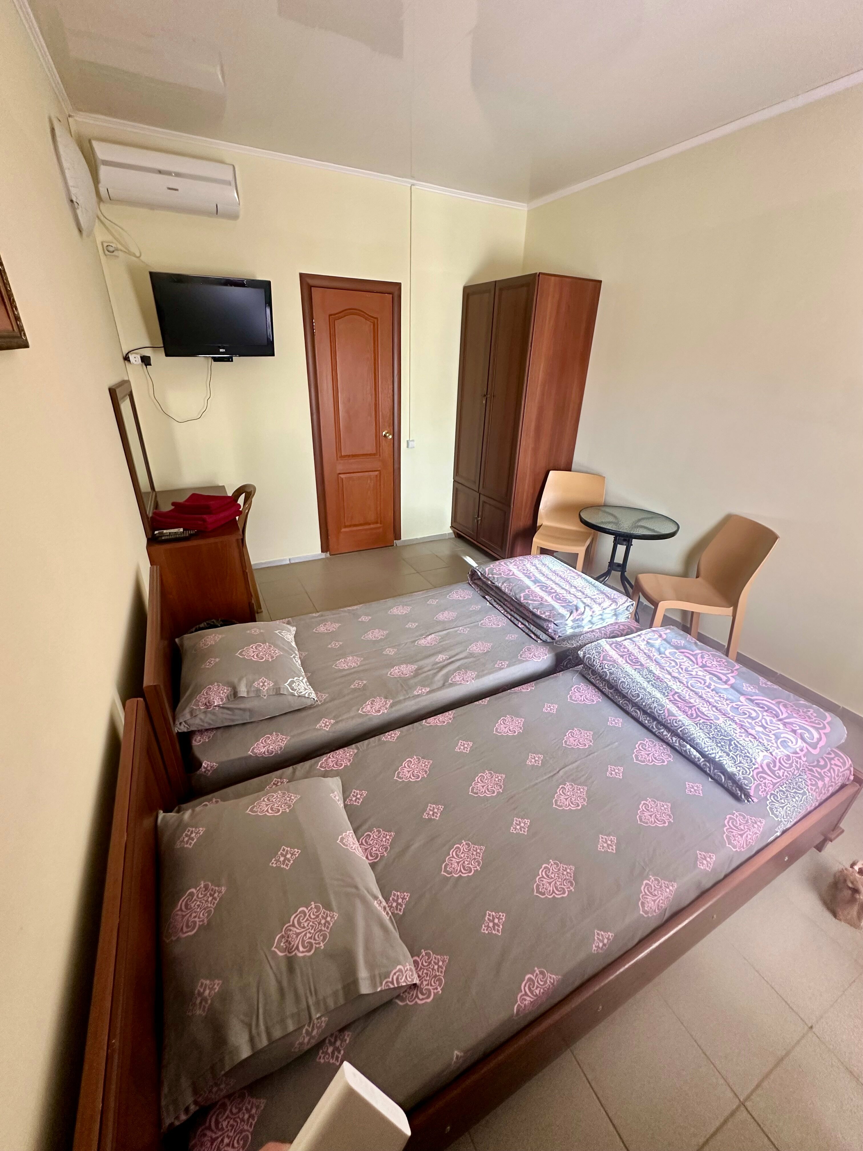 Двухместный номер с 2 отдельными кроватями и ванной