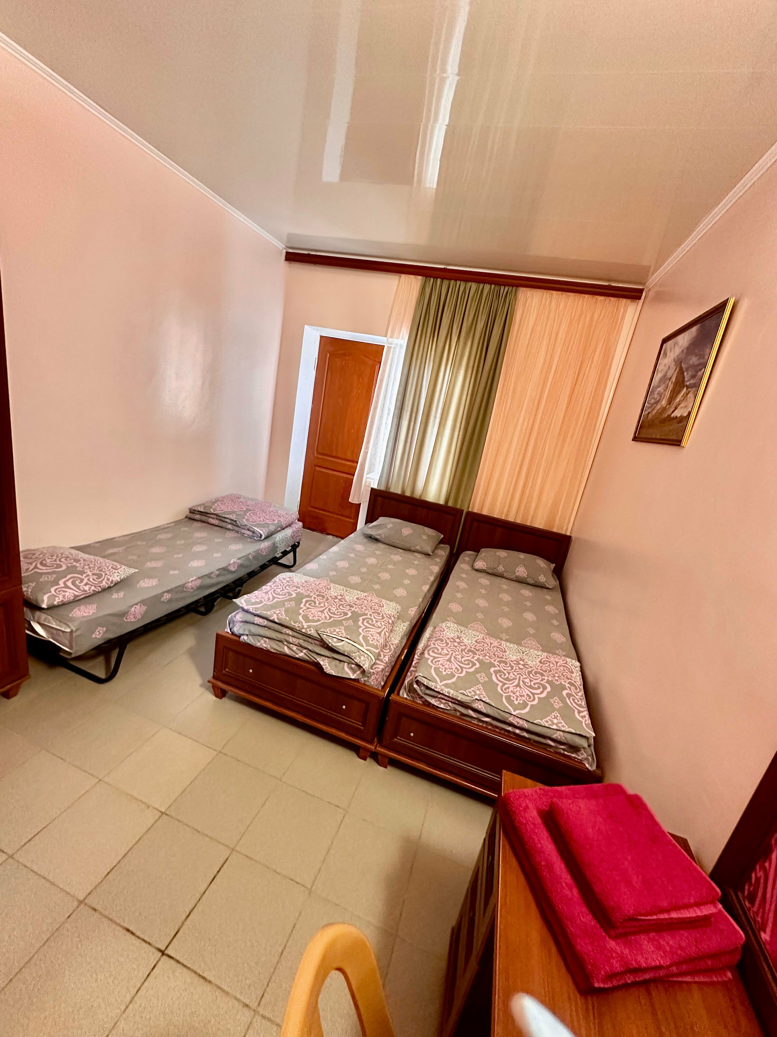 Двухместный номер с 2 отдельными кроватями и ванной