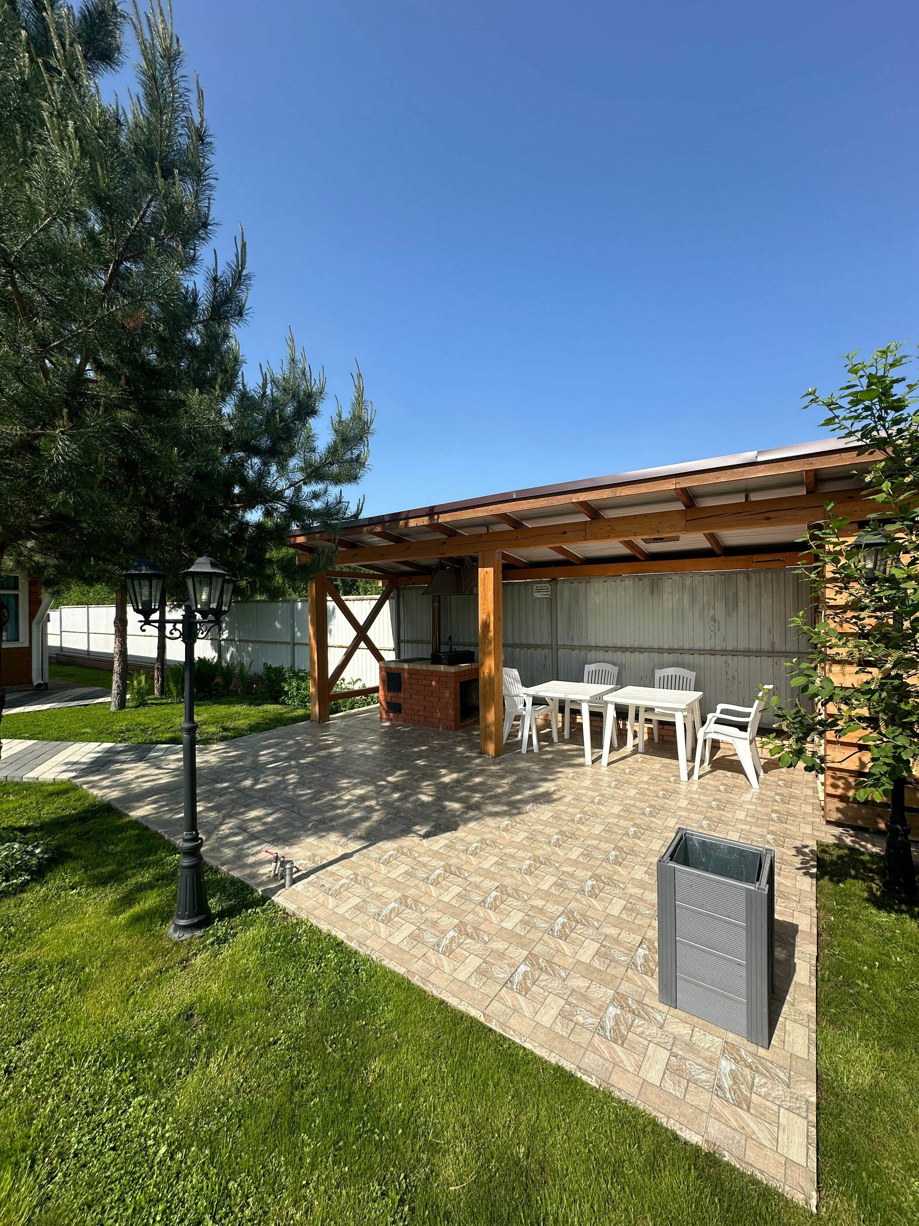 Семейный номер с видом на горы