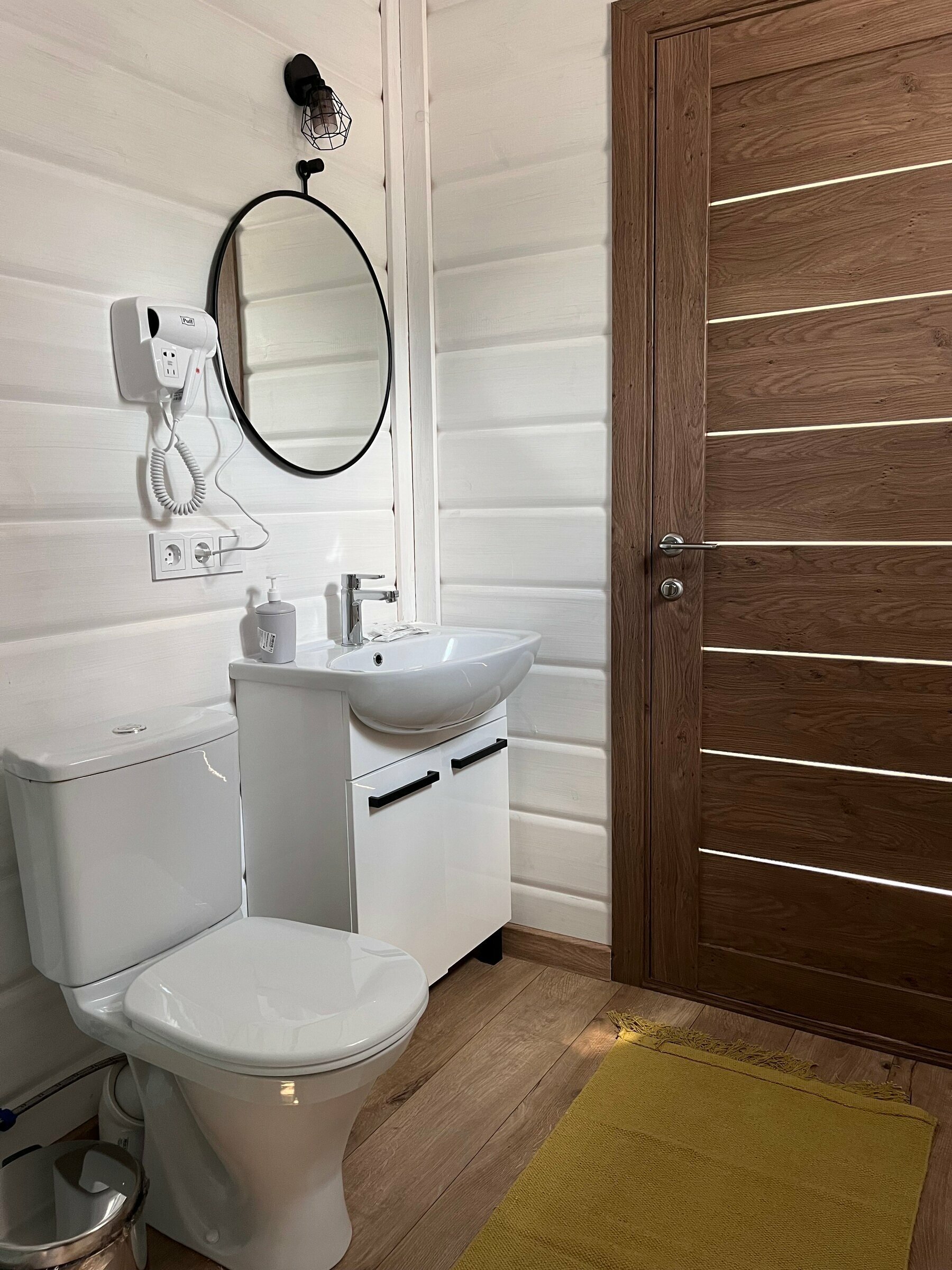 Дом с видом на лес