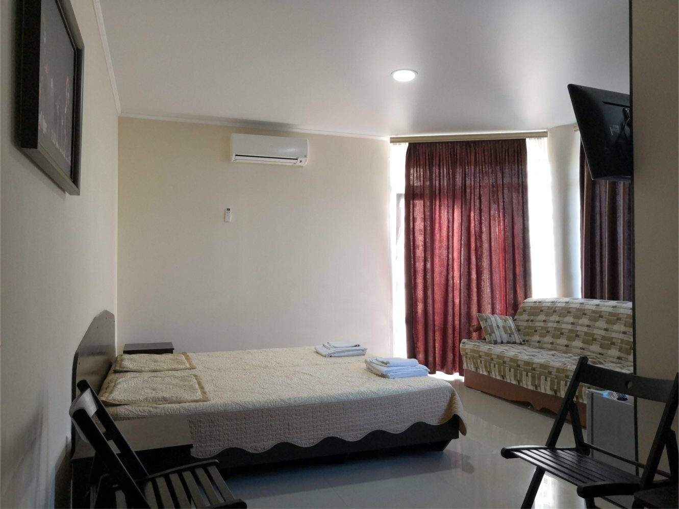 Двухместный номер Делюкс с 1 кроватью или 2 отдельными кроватями и балконом