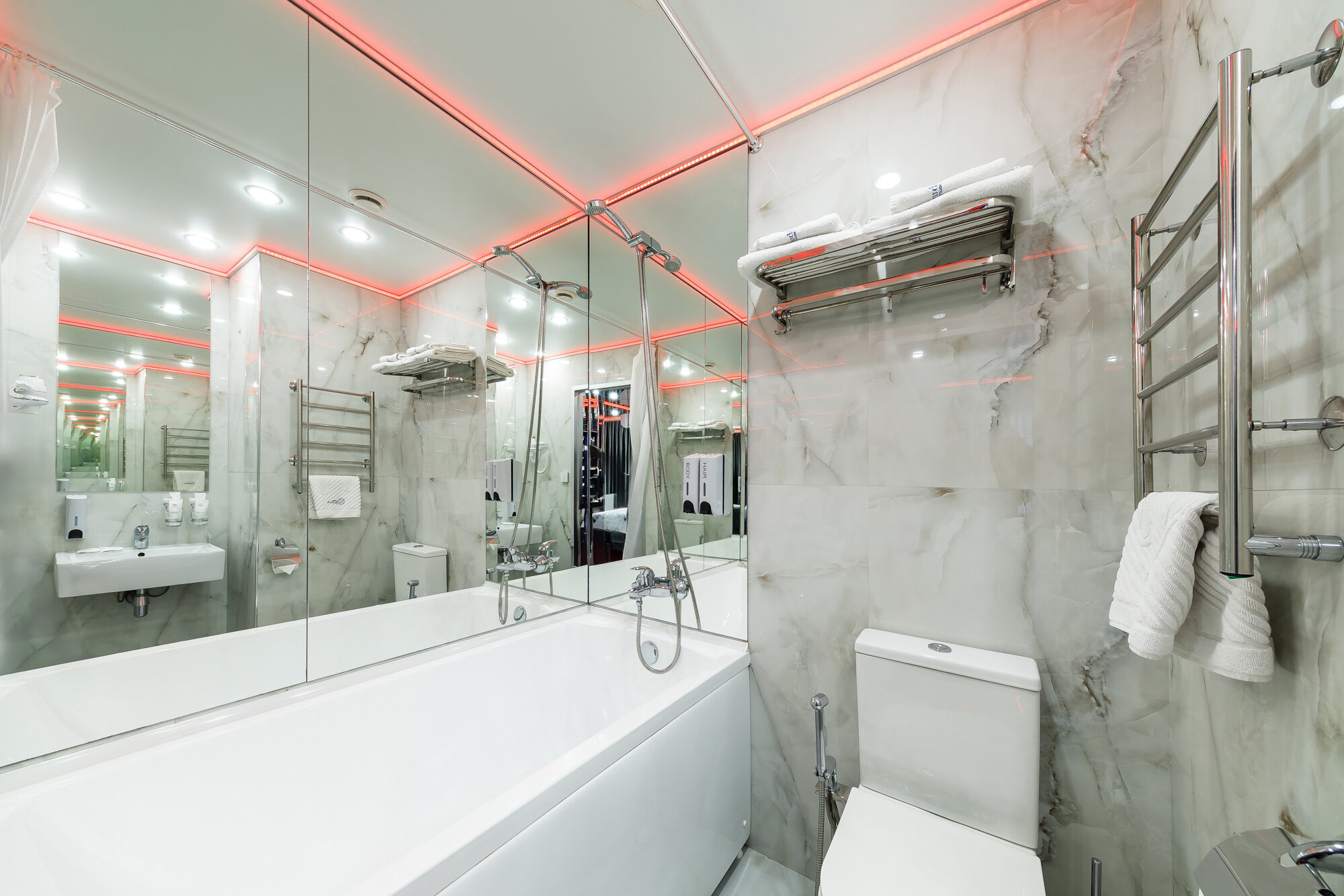 Улучшенный двухместный номер с 1 кроватью