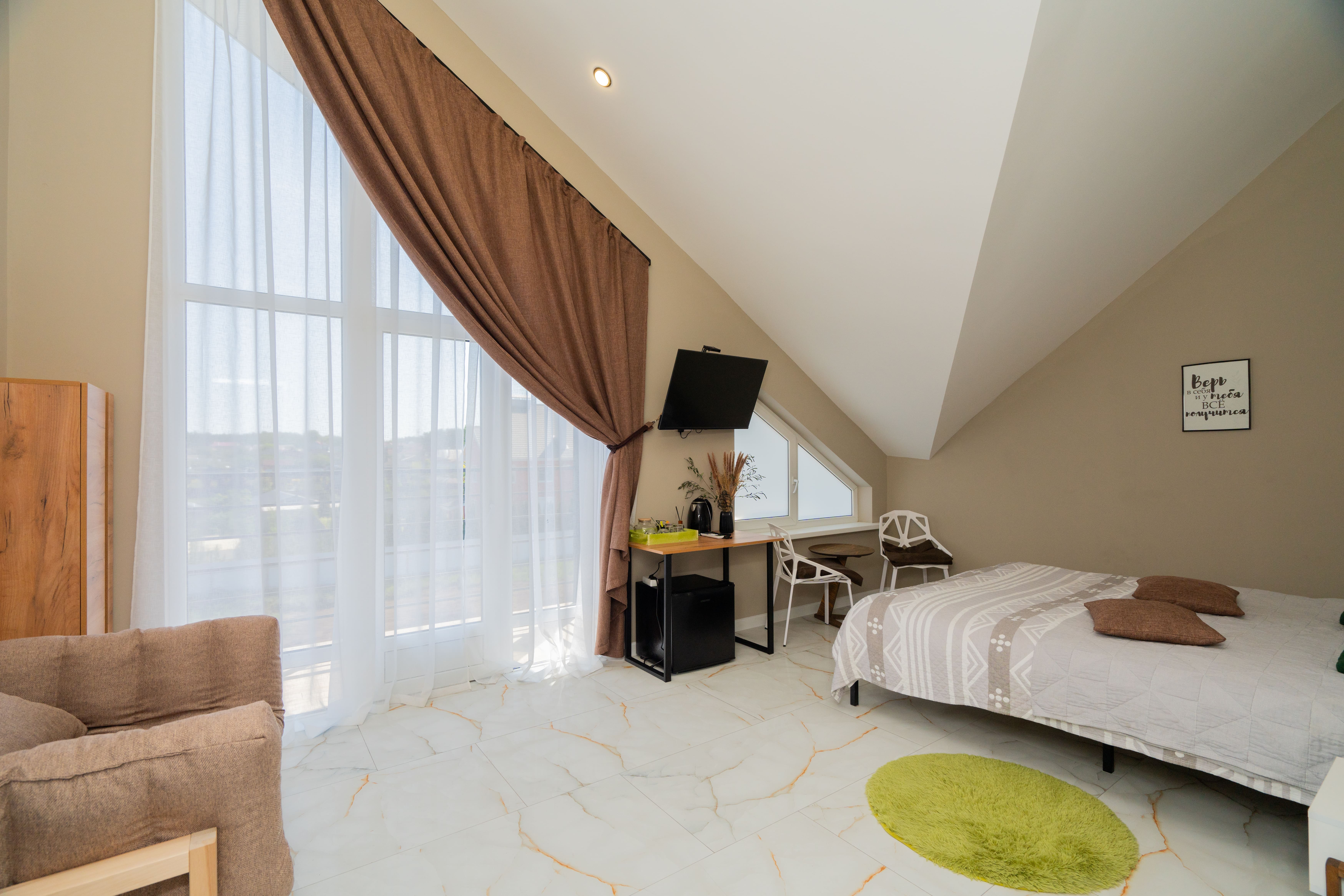 Люкс с балконом