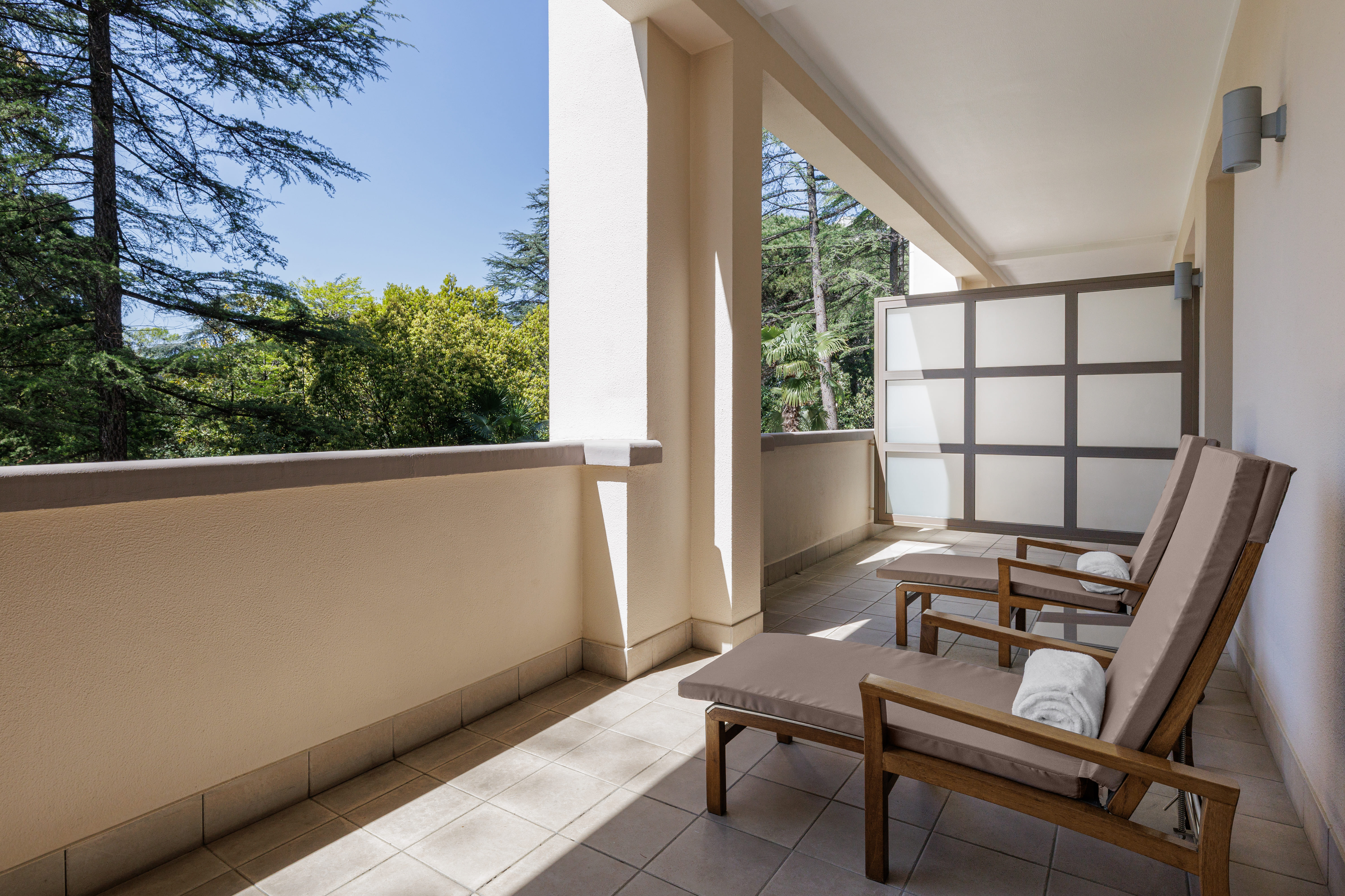 Джуниор сьют