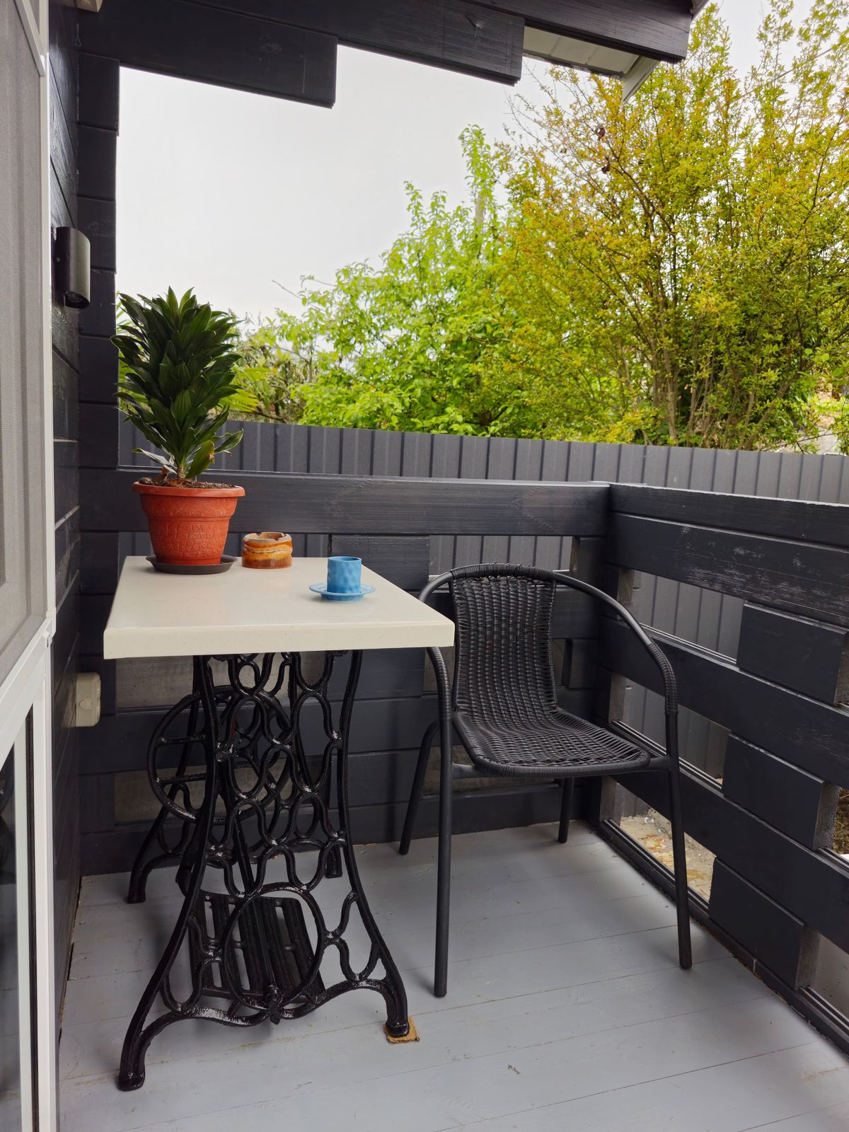 Коттедж с балконом