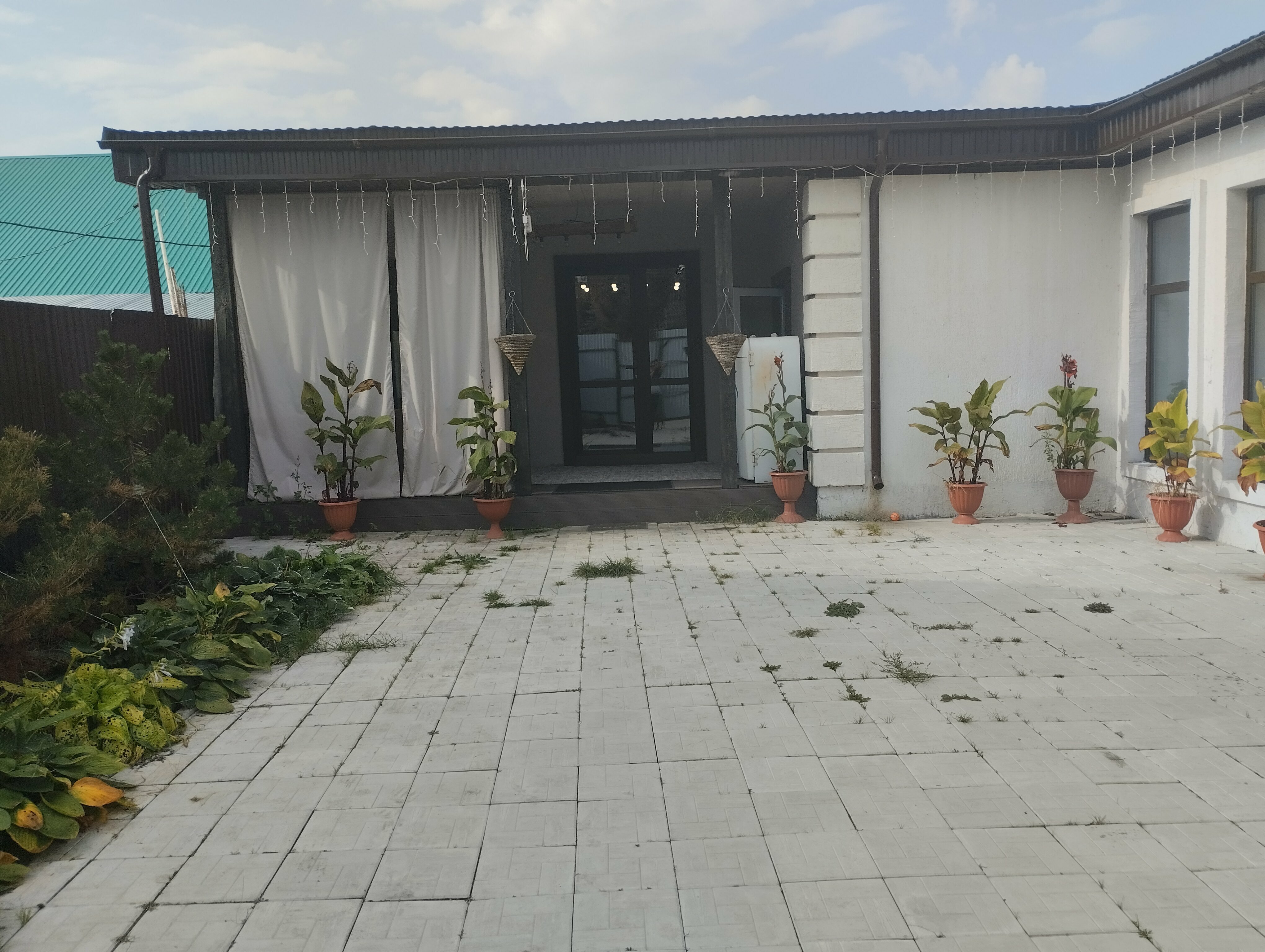 Коттедж с собственным бассейном