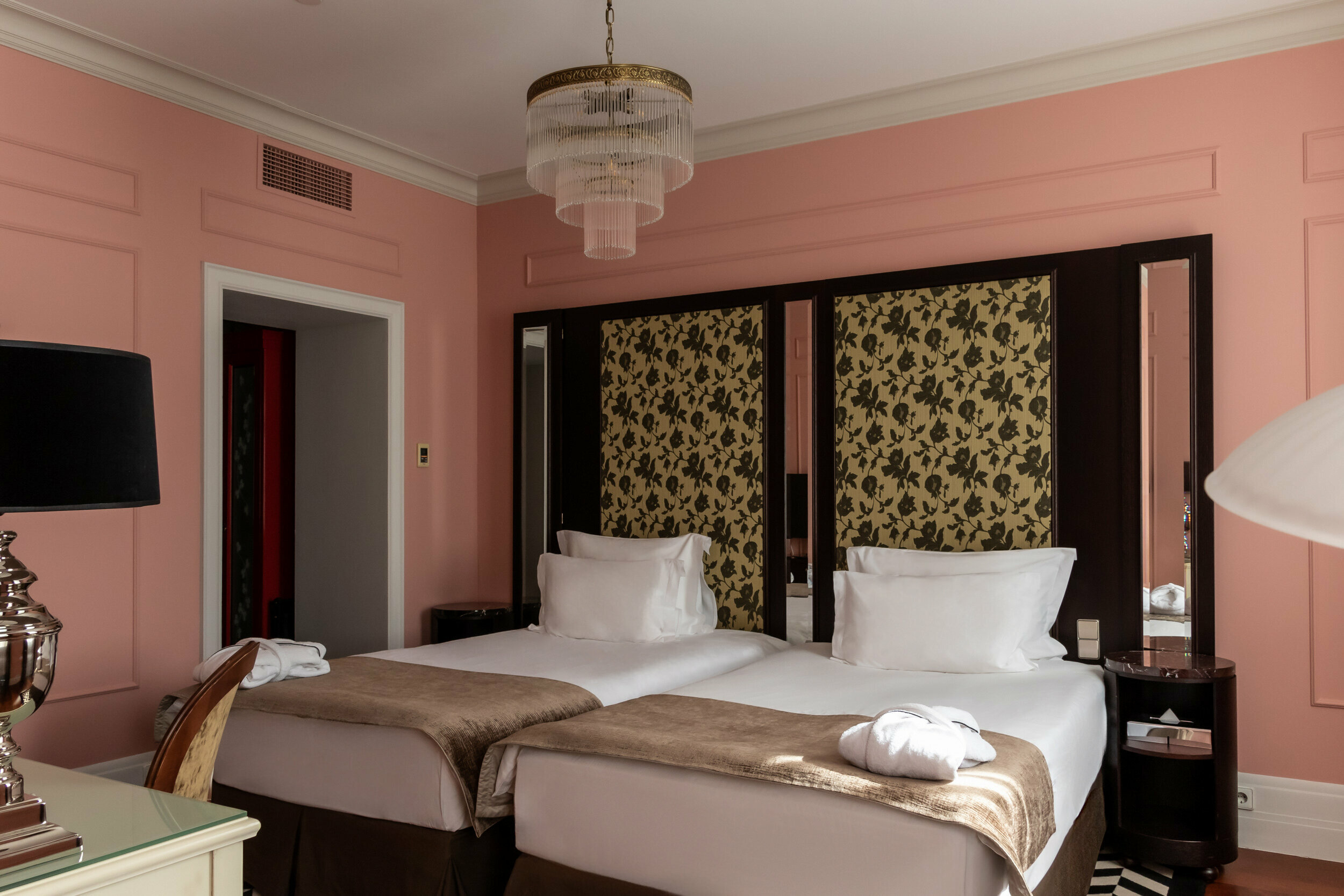 Стандартный номер с видом во внутренний двор