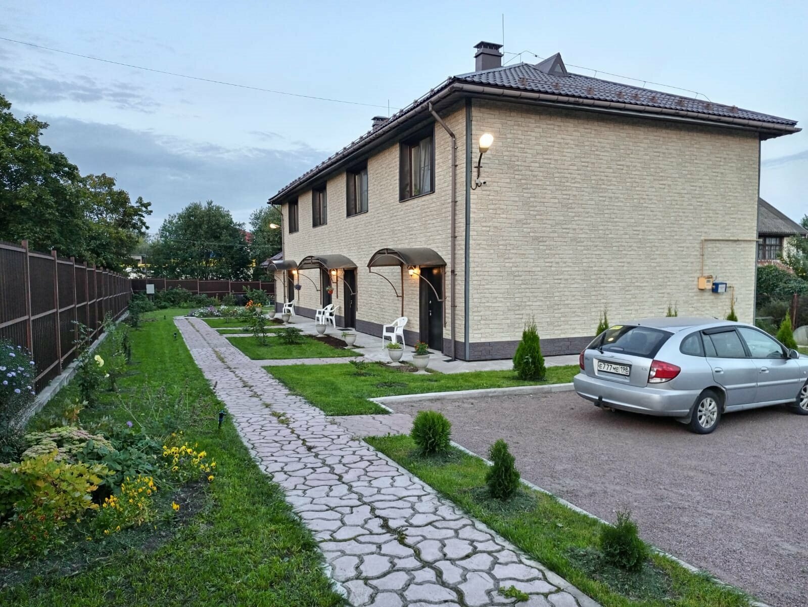 Cемейный номер с собственной ванной комнатой