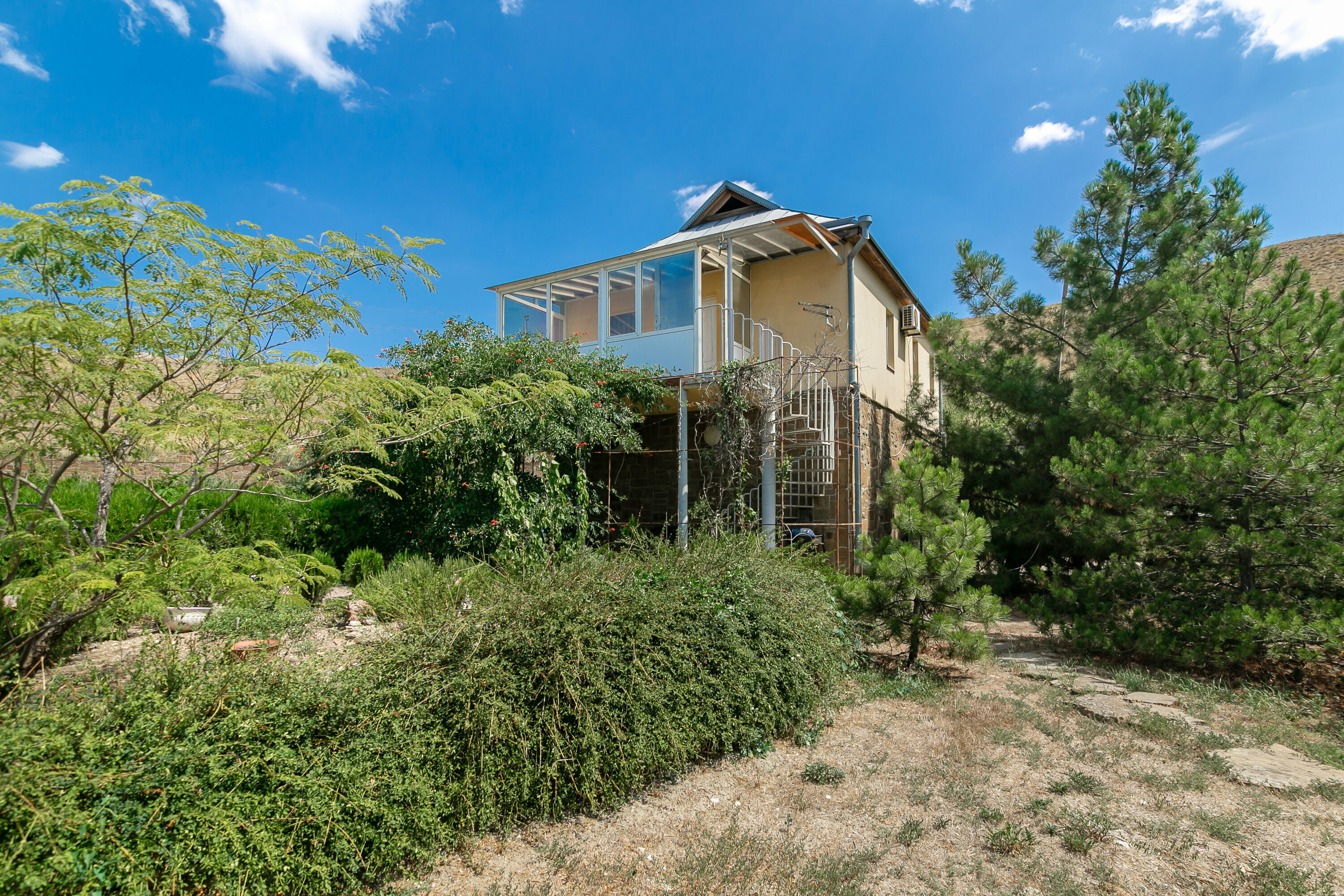 Дом с видом на горы