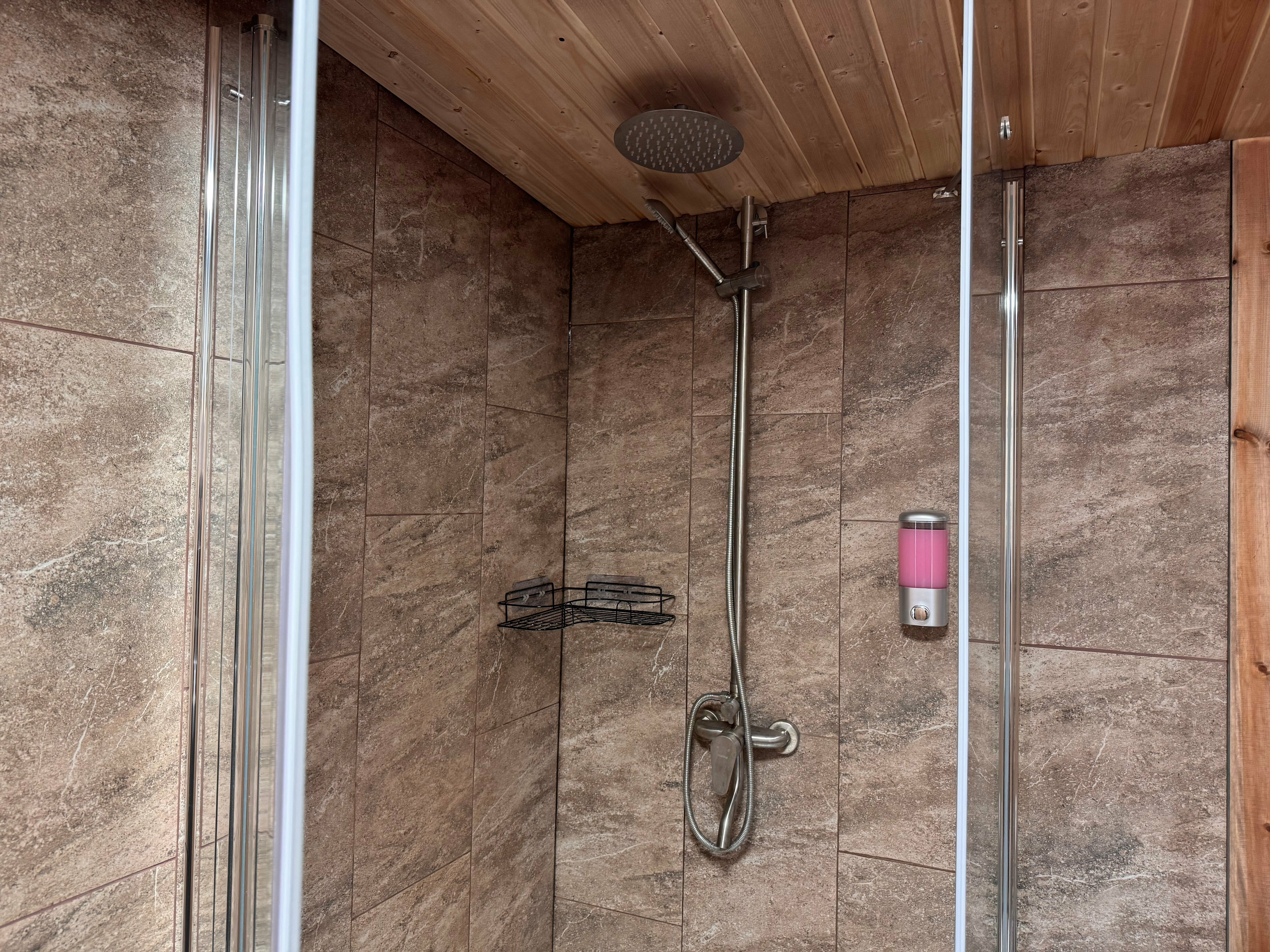 Коттедж с видом на озеро