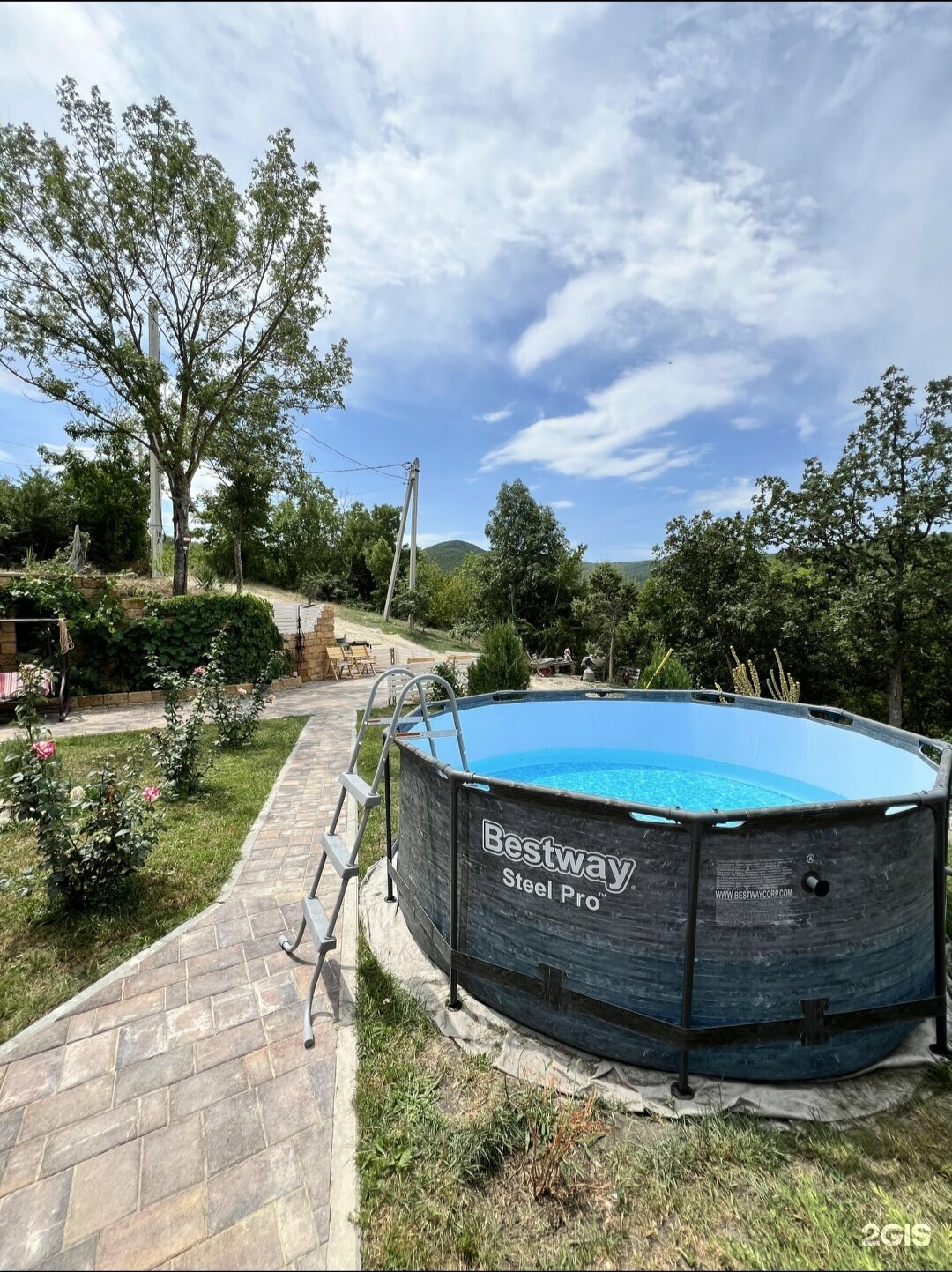 Двухуровневый четырехместный номер