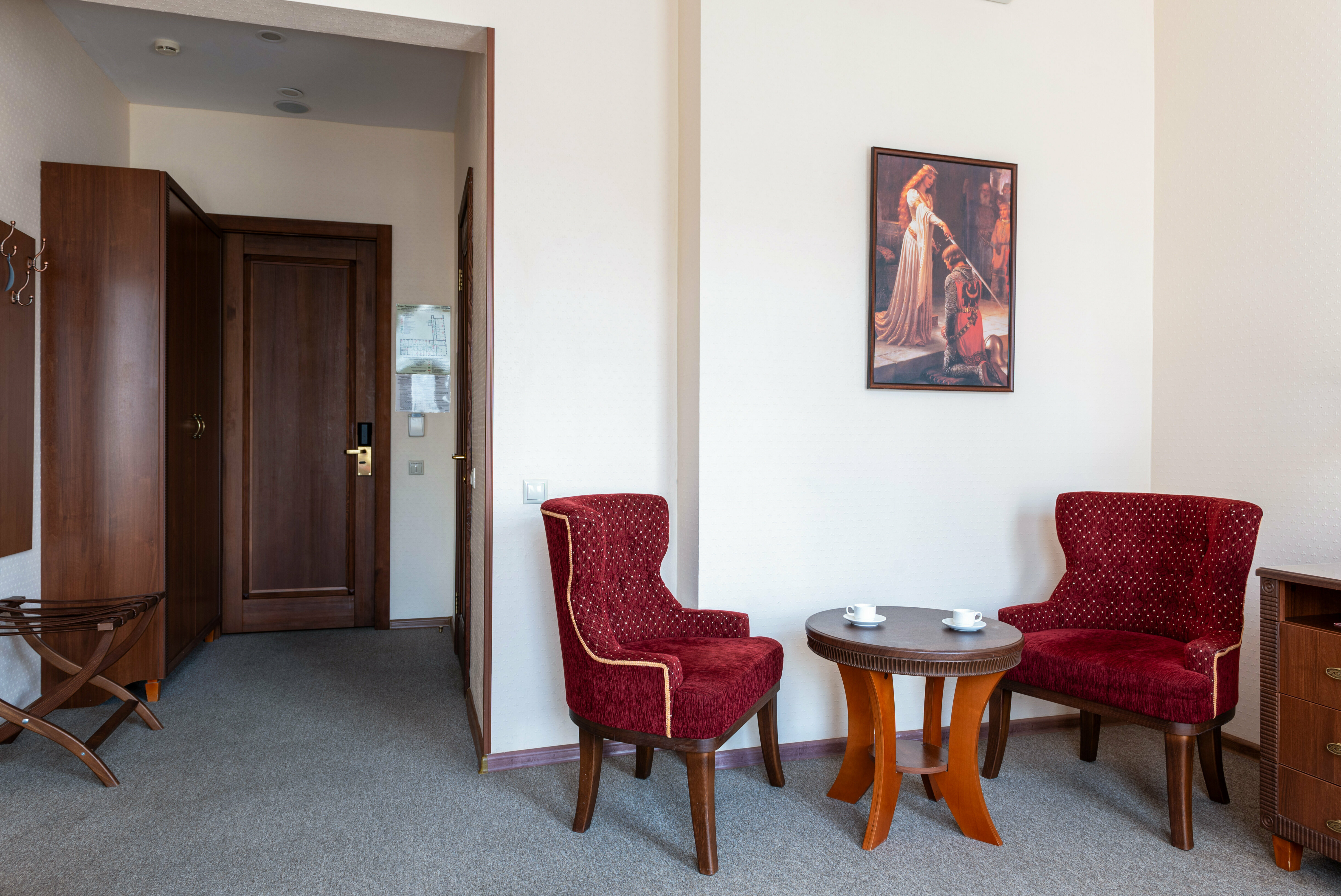 Люкс с кроватью размера «king-size» и гидромассажной ванной