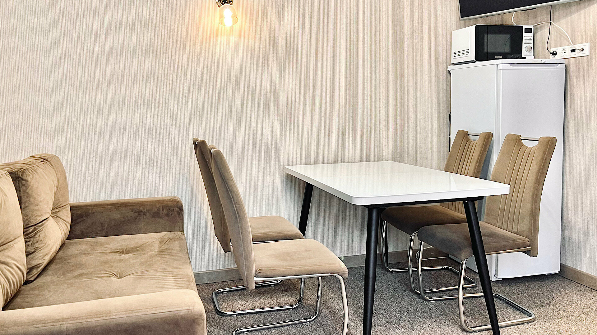 Апартаменты с балконом