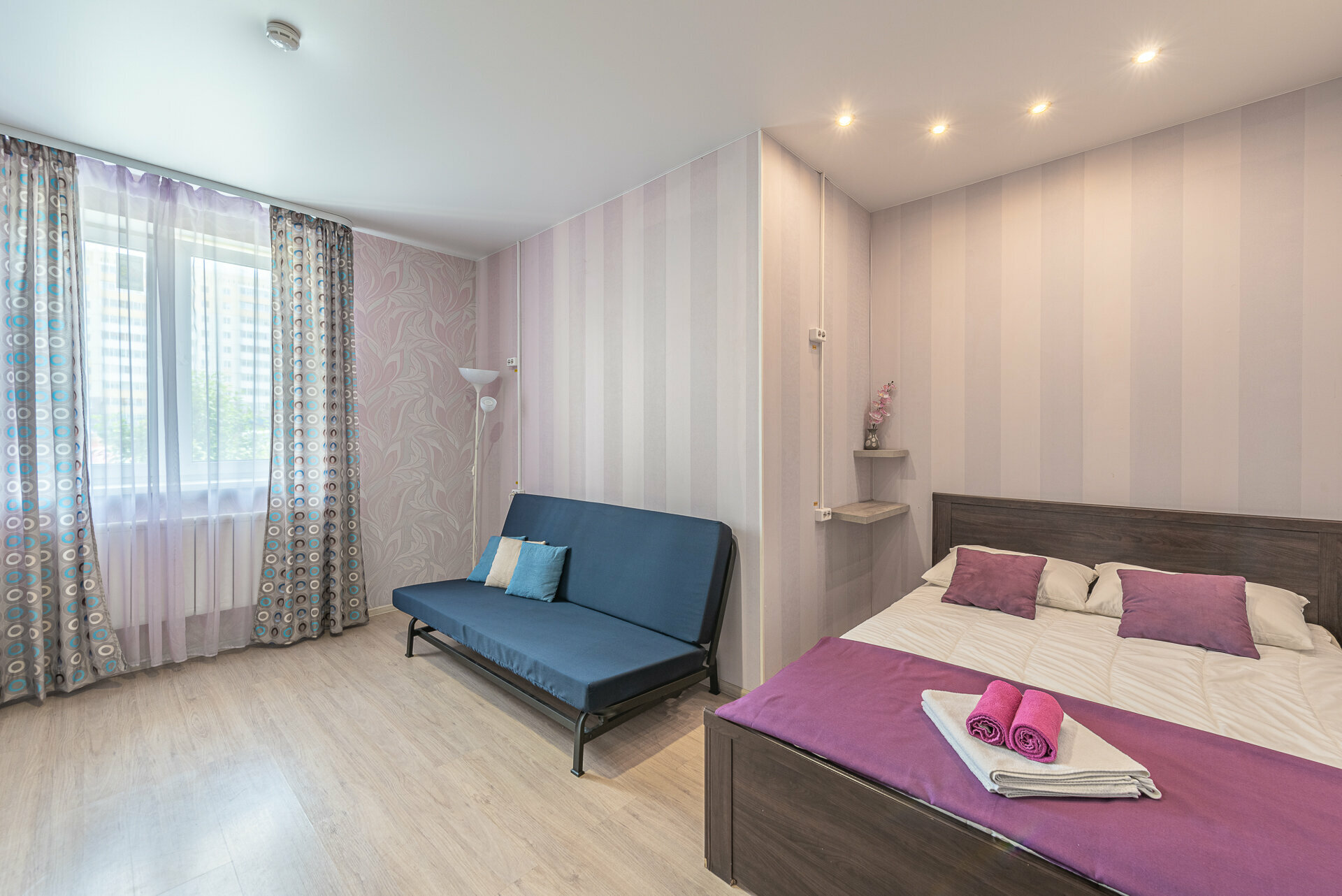 Cемейный номер с собственной ванной комнатой