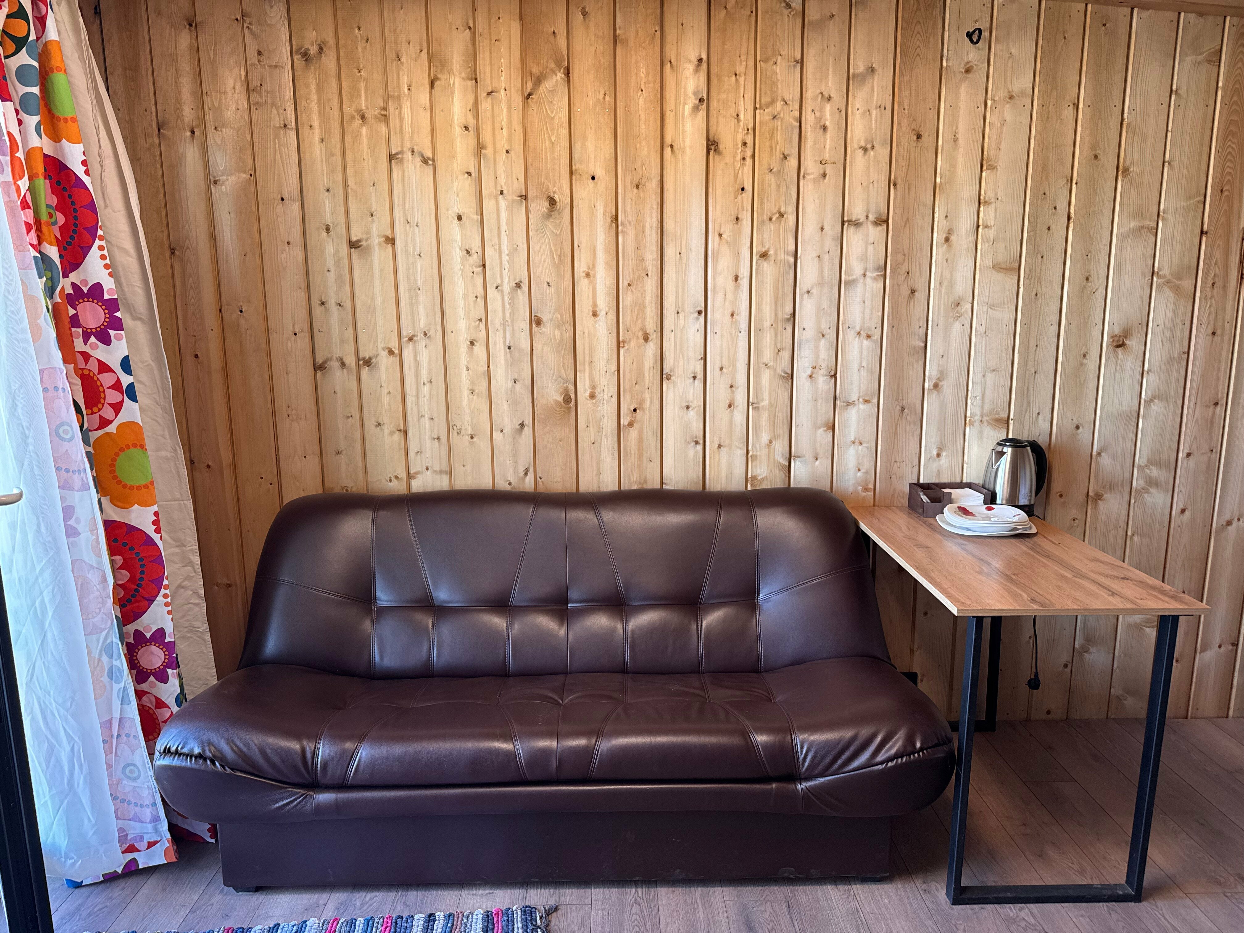 Коттедж с видом на озеро