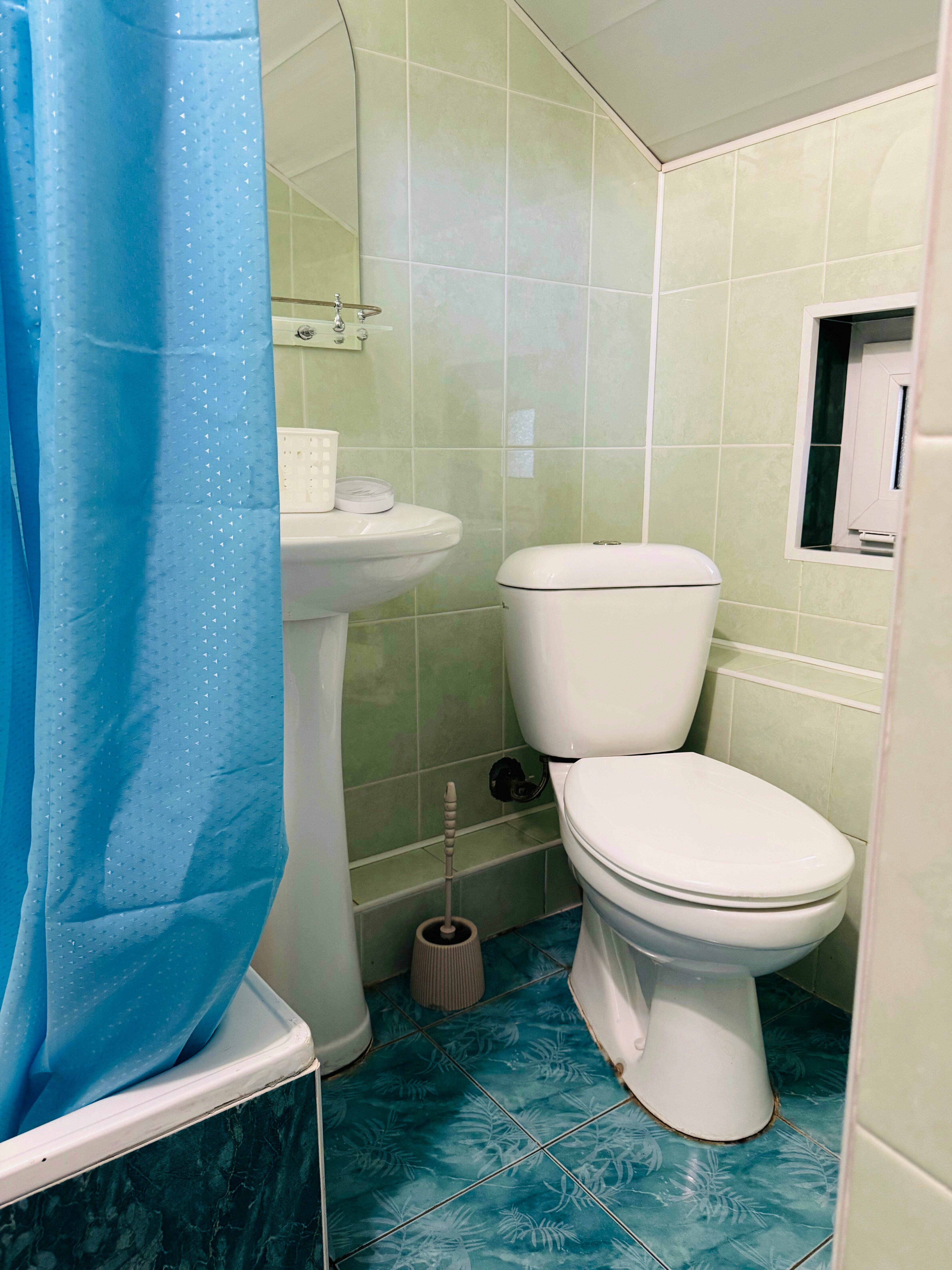 Стандартный трехместный номер