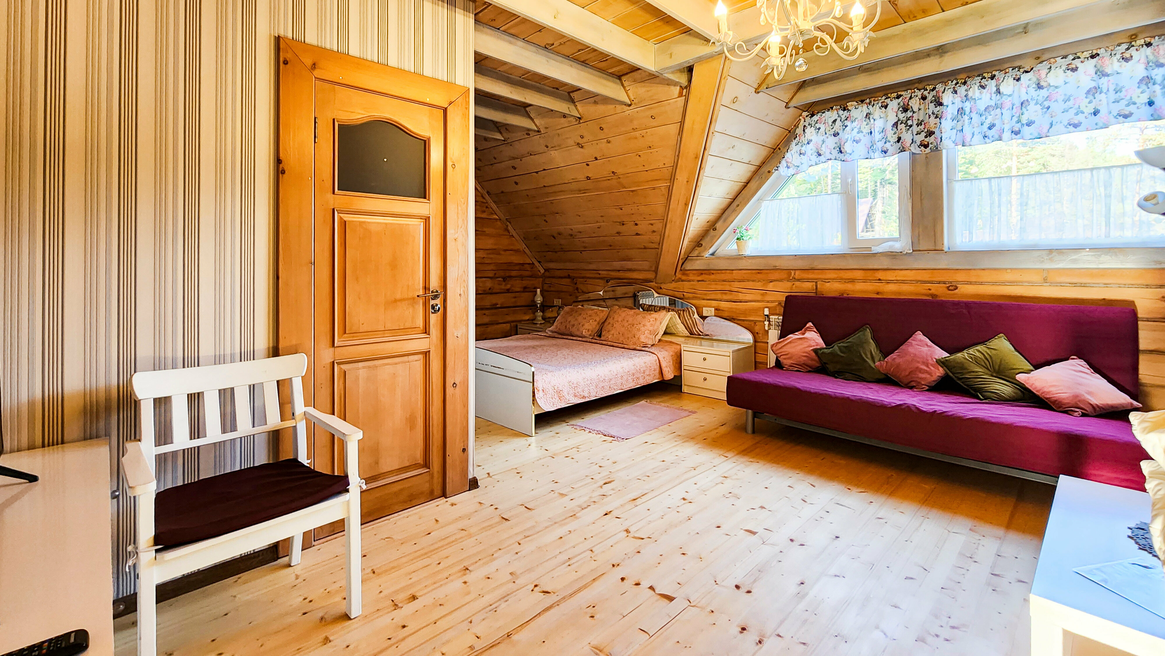 Улучшенный номер с кроватью размера «king-size»