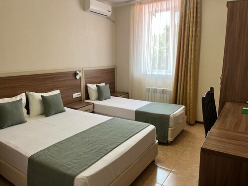 Стандартный трехместный номер в Можжевеловый парк