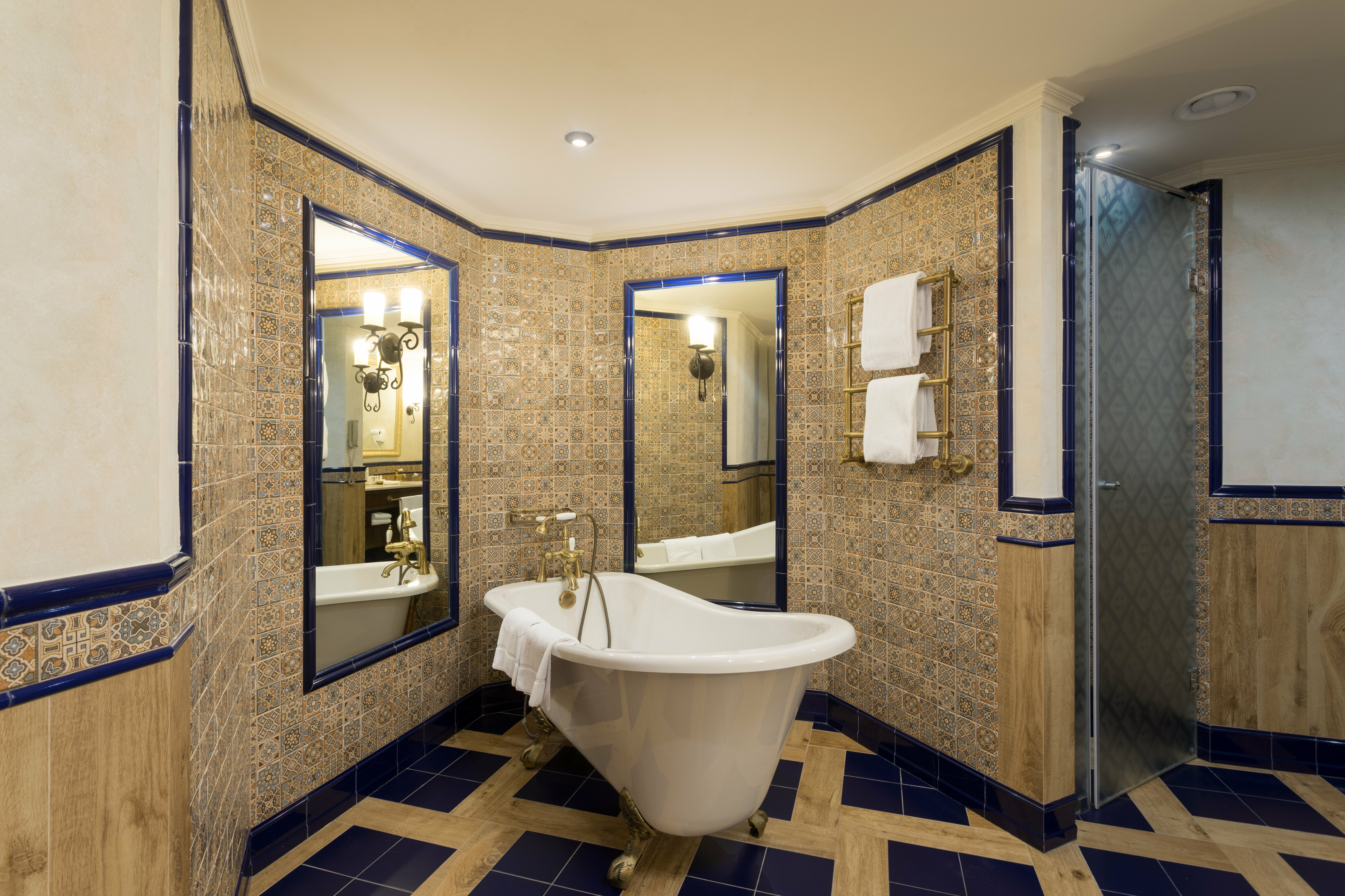 Люкс Роял (+ билеты  в Сочи Парк)