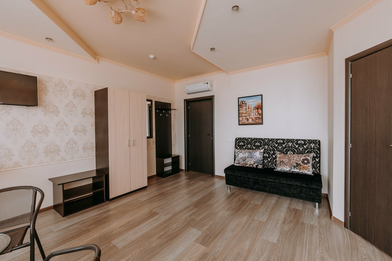 Люкс Студио с видом во двор