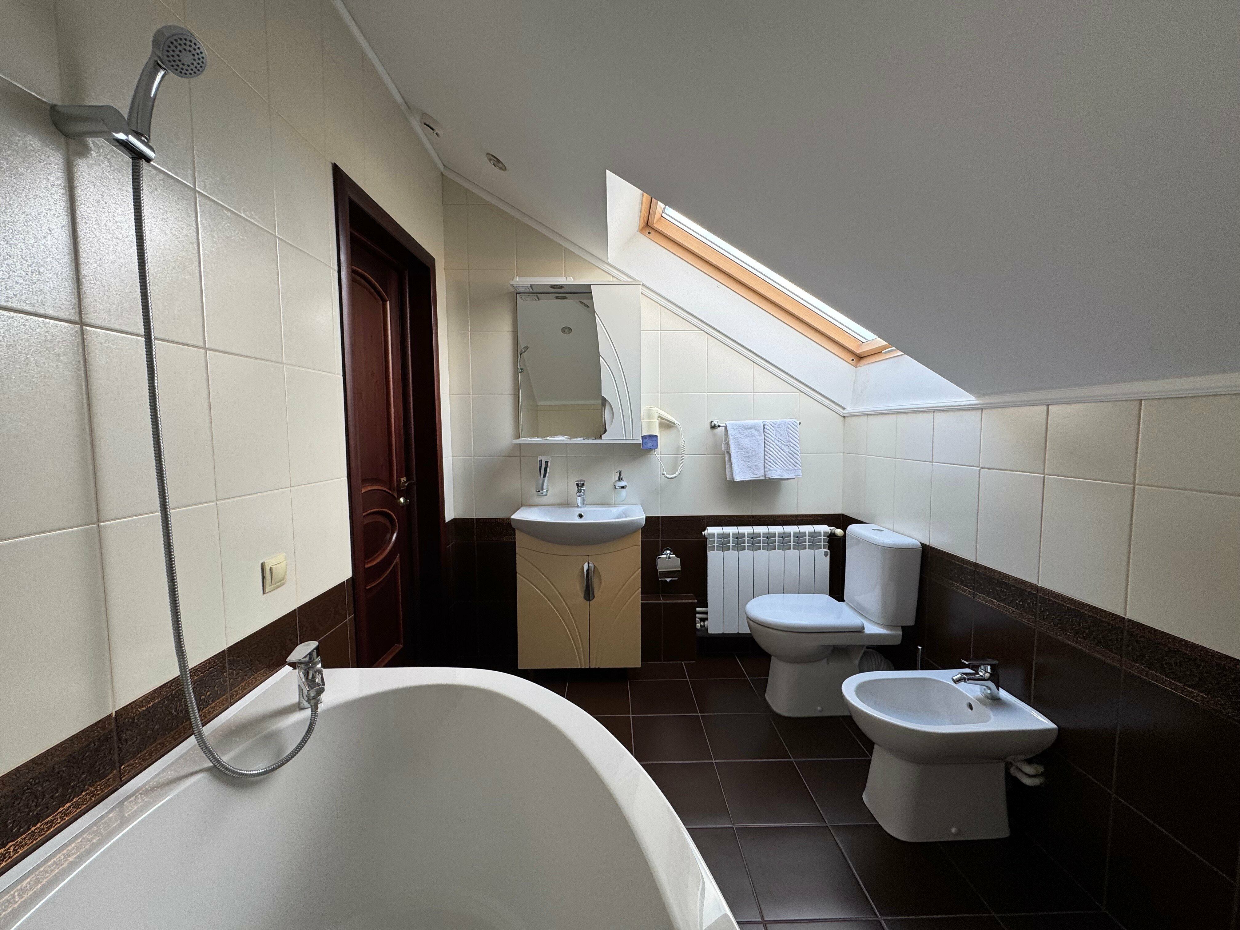 Номер Люкс с  кроватью King-size