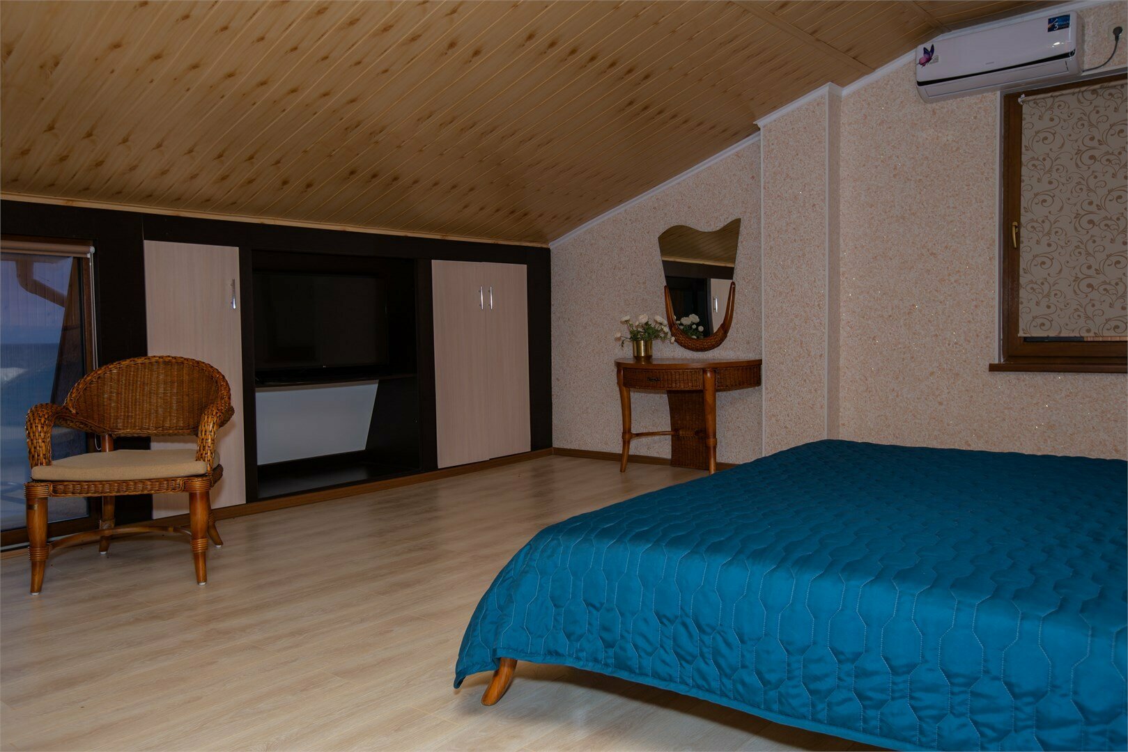 Делюкс панорамный двухкомнатный