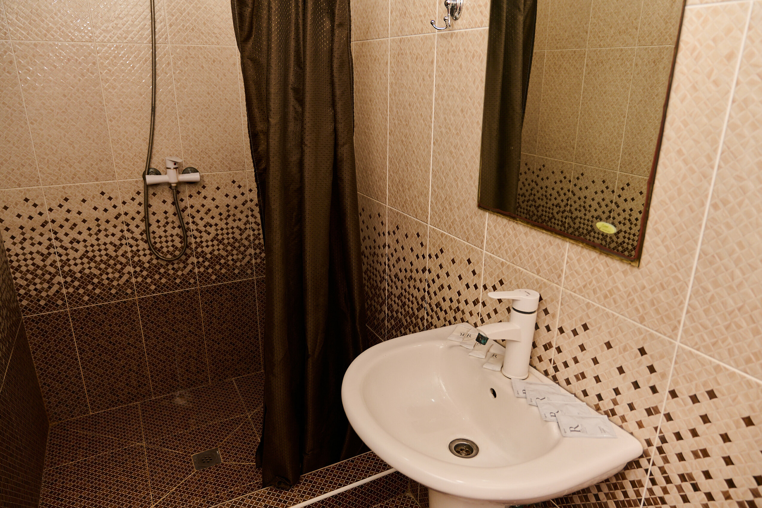 Улучшенный люкс