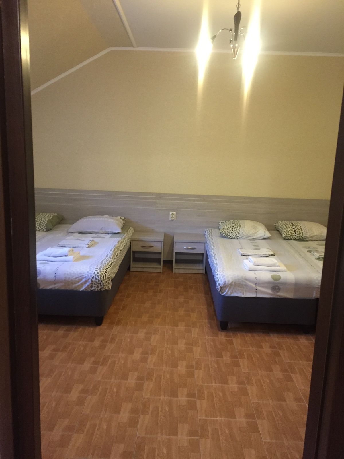 Семейный номер с видом на горы