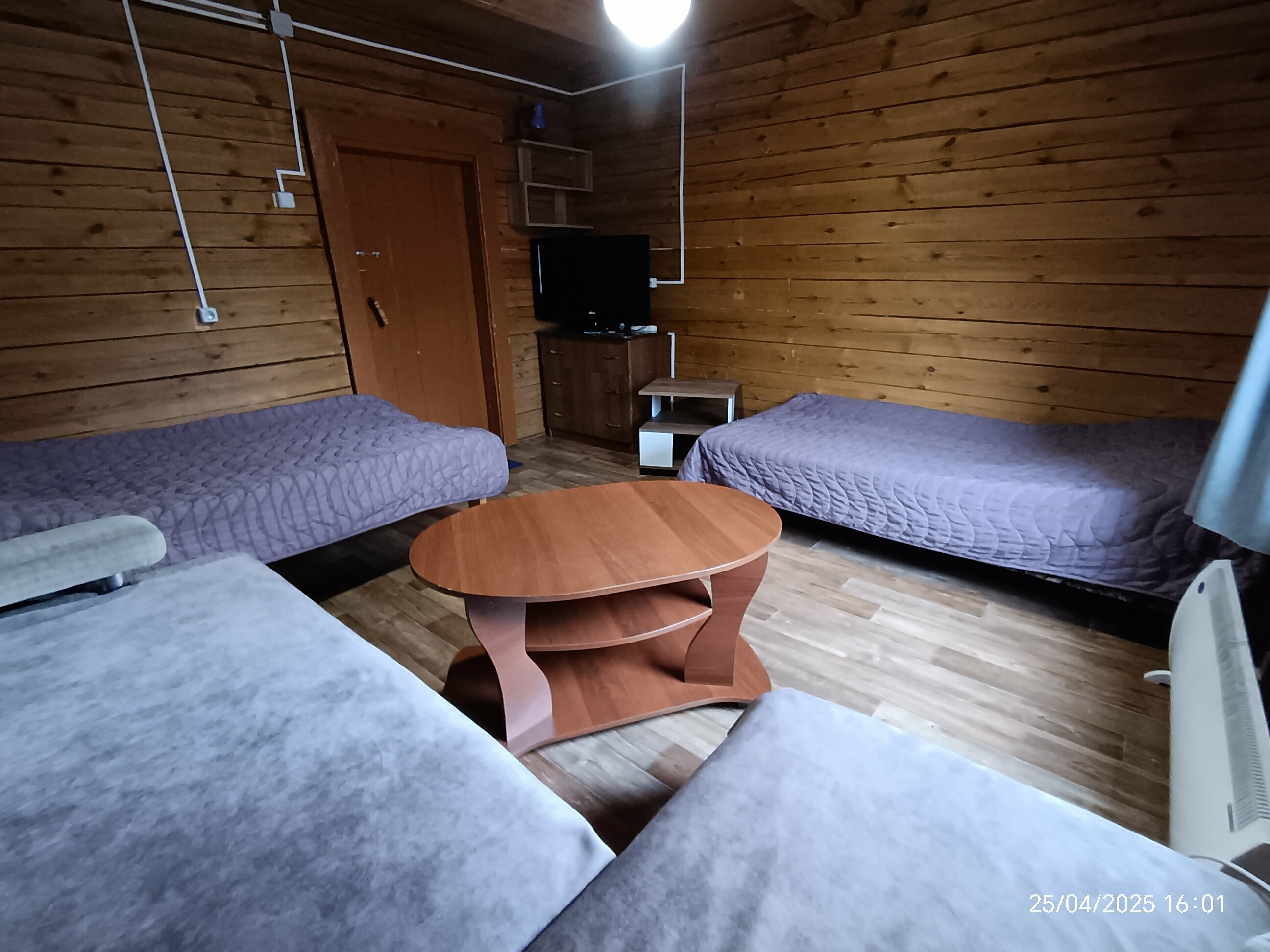 Четырехместный номер с видом на горы