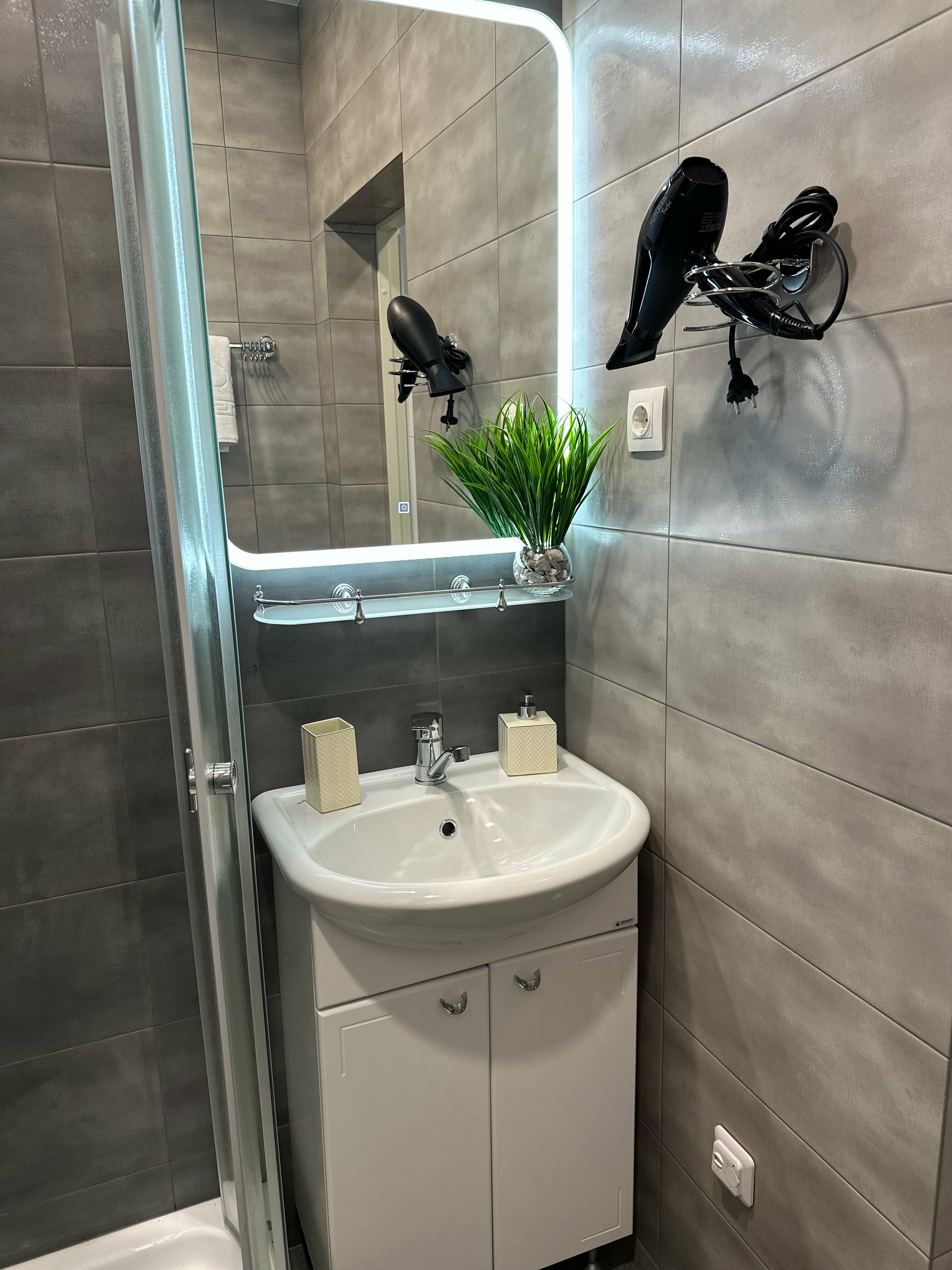 Номер 1 Двухместный номер Стандарт с одной кроватью и собственной ванной комнатой